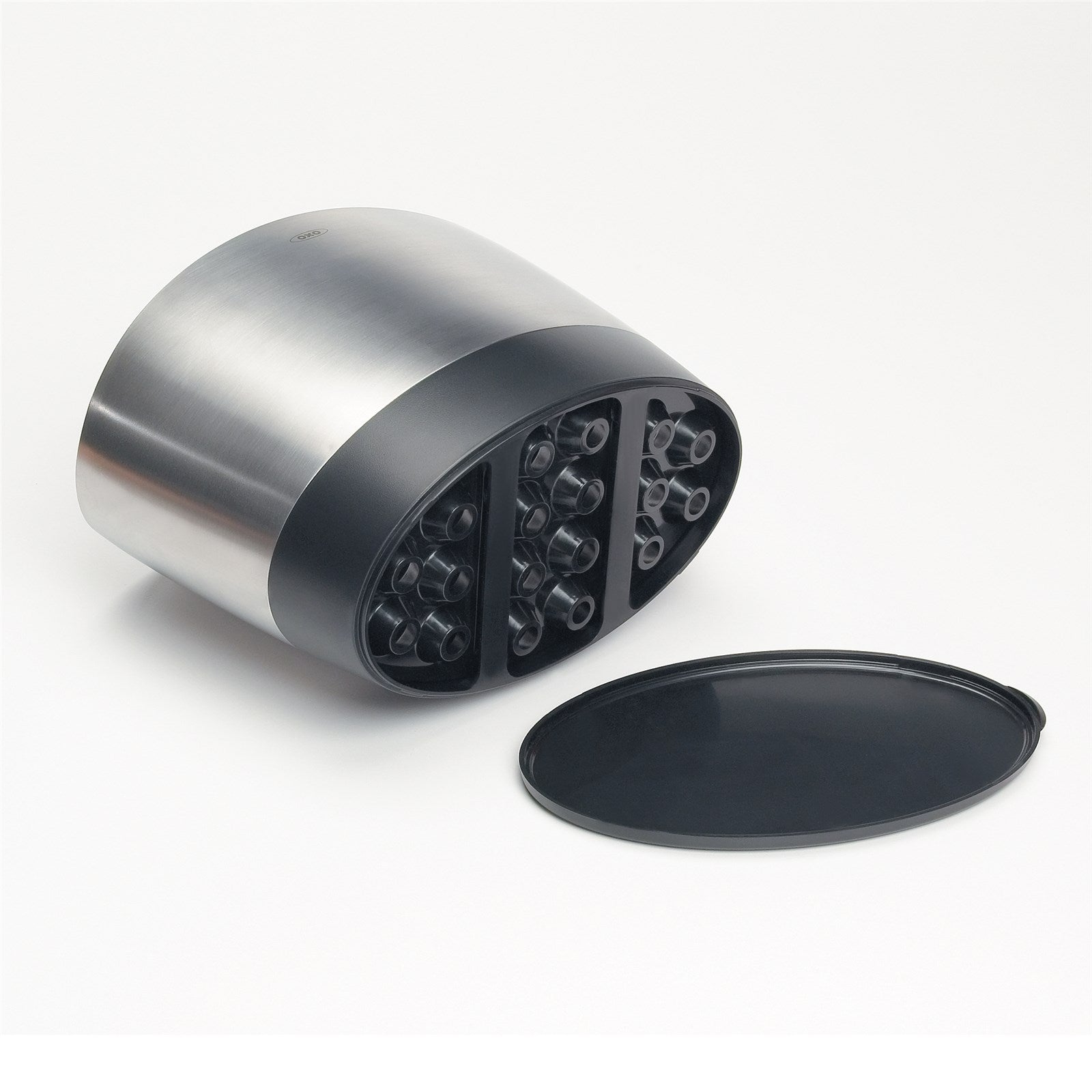 Eleganter OXO Utensilienhalter aus Edelstahl: Funktional, langlebig, mit rutschfester Basis und grossem Fassungsvermögen. Perfekt für jede Küche!