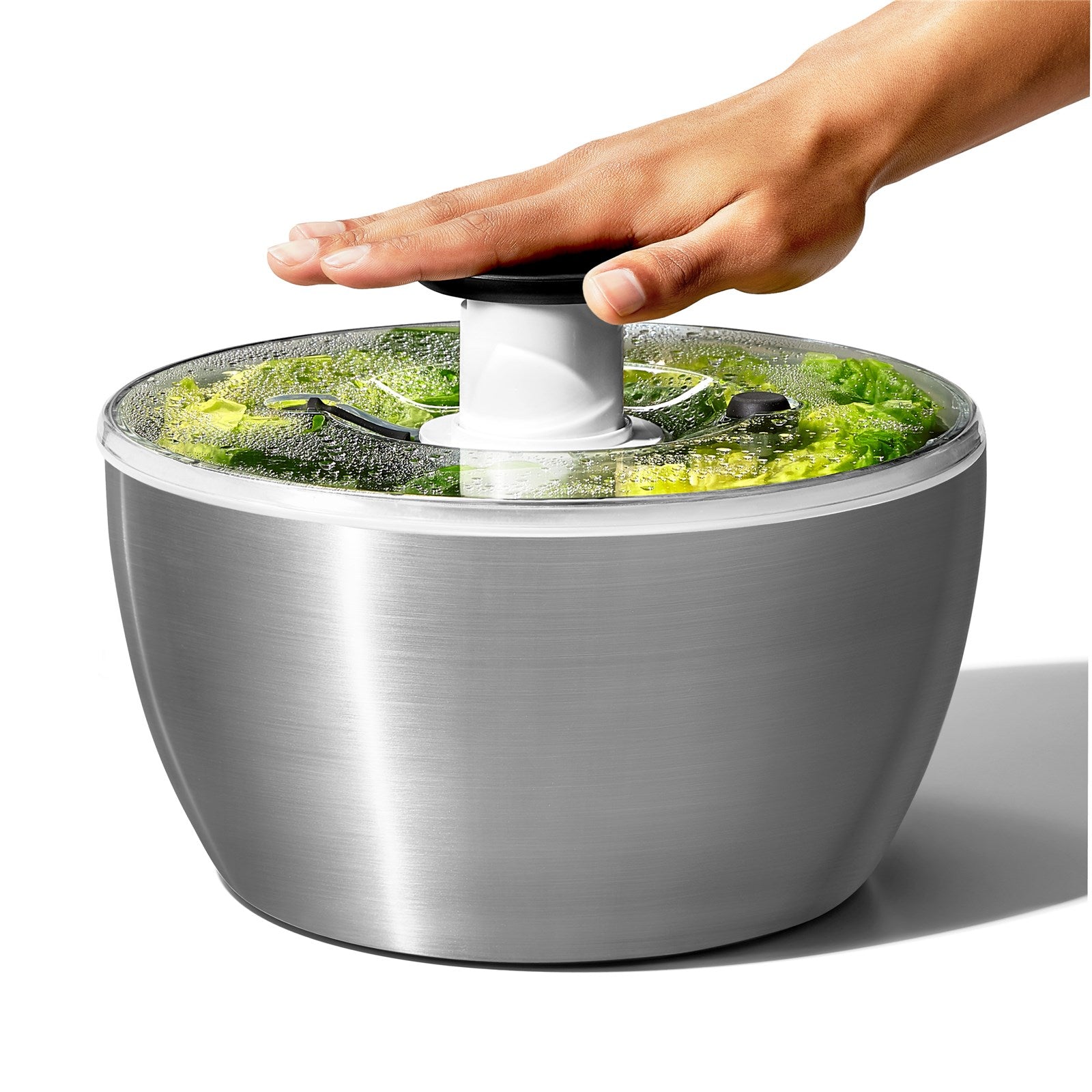 Die OXO GG STL Salatschleuder Inox ist der perfekte Küchenhelfer für frische, knackige Salate. Hergestellt aus hochwertigem Edelstahl und Kunststoff, bietet sie eine mühelose Handhabung und einfache Reinigung.