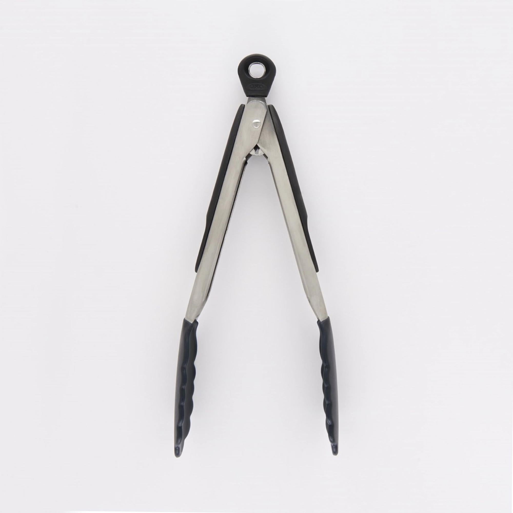 OXO Zange 23 cm: Praktische Silikonköpfe, sicher verriegelbar.