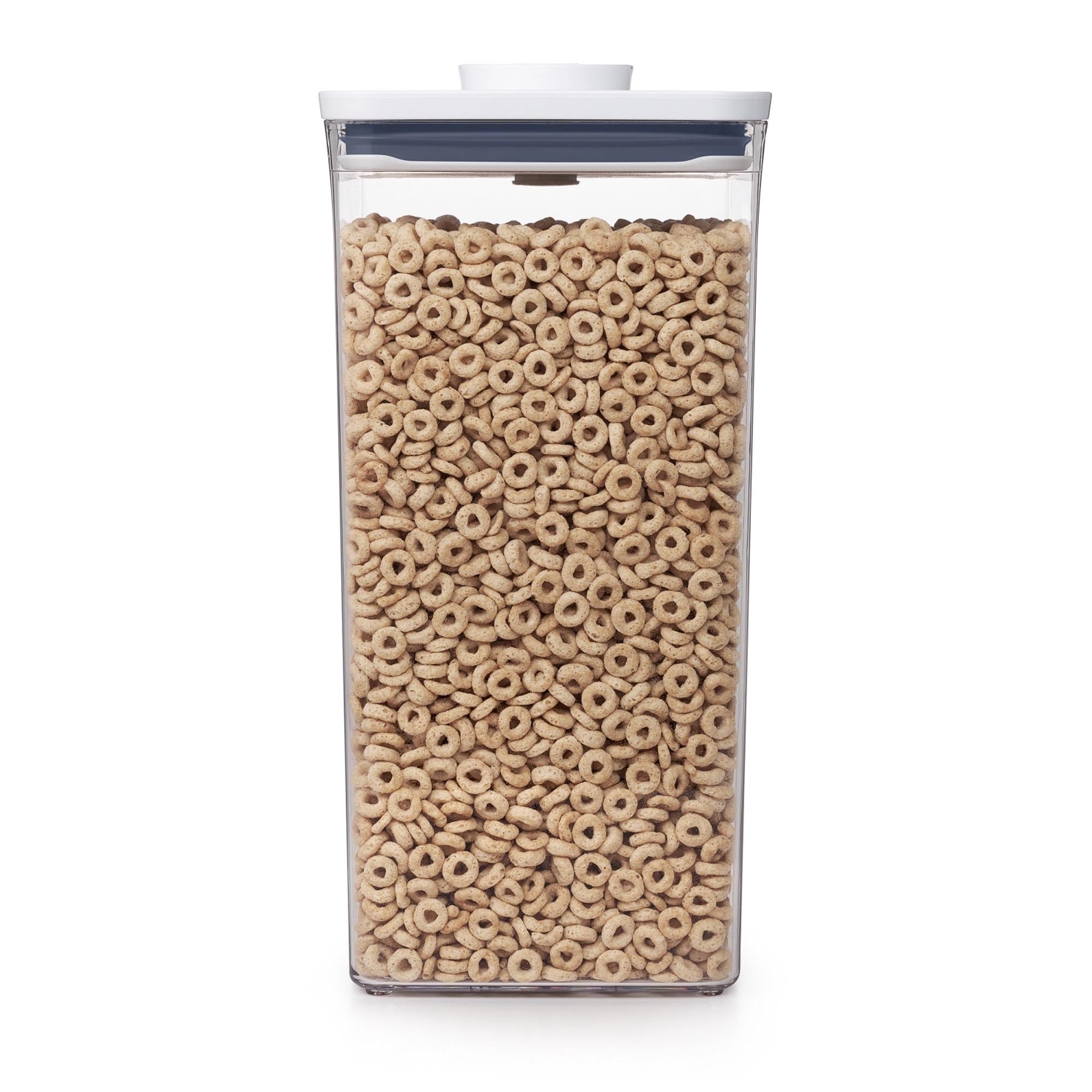 Großer OXO POP 2.0 Behälter, 5.7L, ideal für frische Vorratshaltung.
