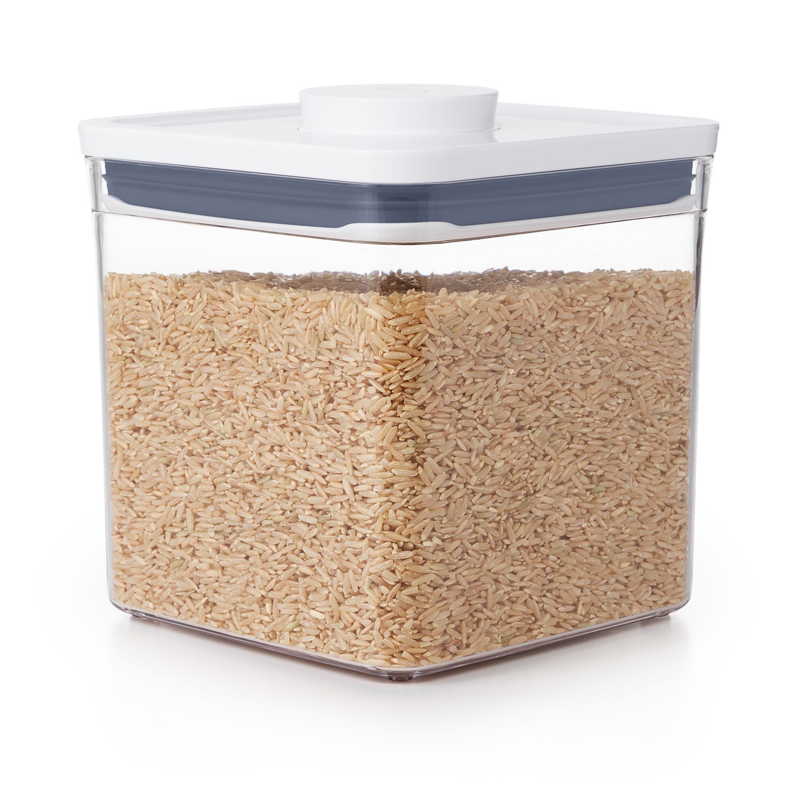 Der OXO POP 2.0 Behälter (16x16x16 cm, 2.6 l) sorgt für frische Lebensmittelaufbewahrung. Robust, transparent und platzsparend – ideal für jede Küche!