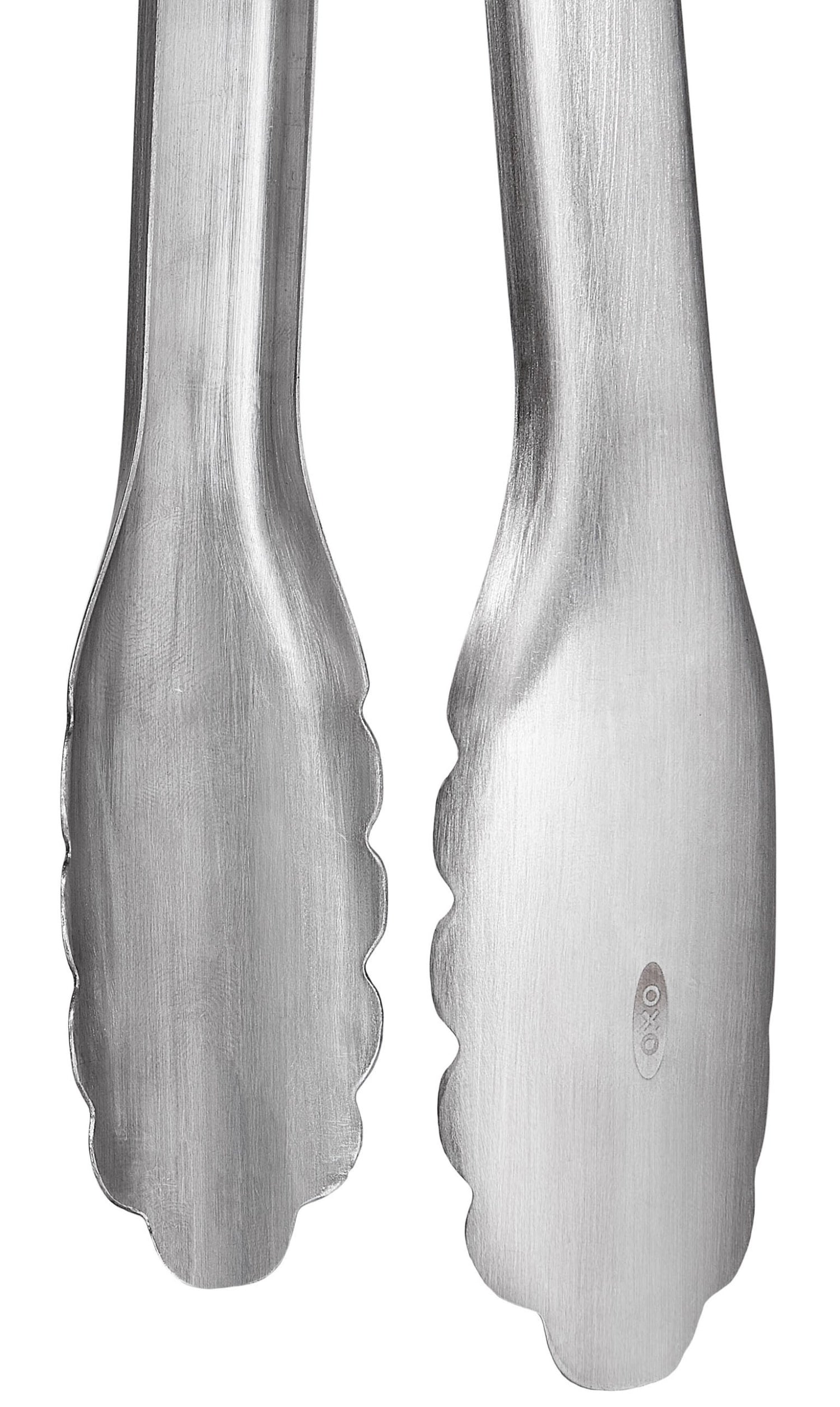 Hochwertiges Grillzangen-Set von OXO Good Grips, perfekt für präzises Wenden und Greifen von Grillgut. Ergonomisches Design für optimalen Komfort.