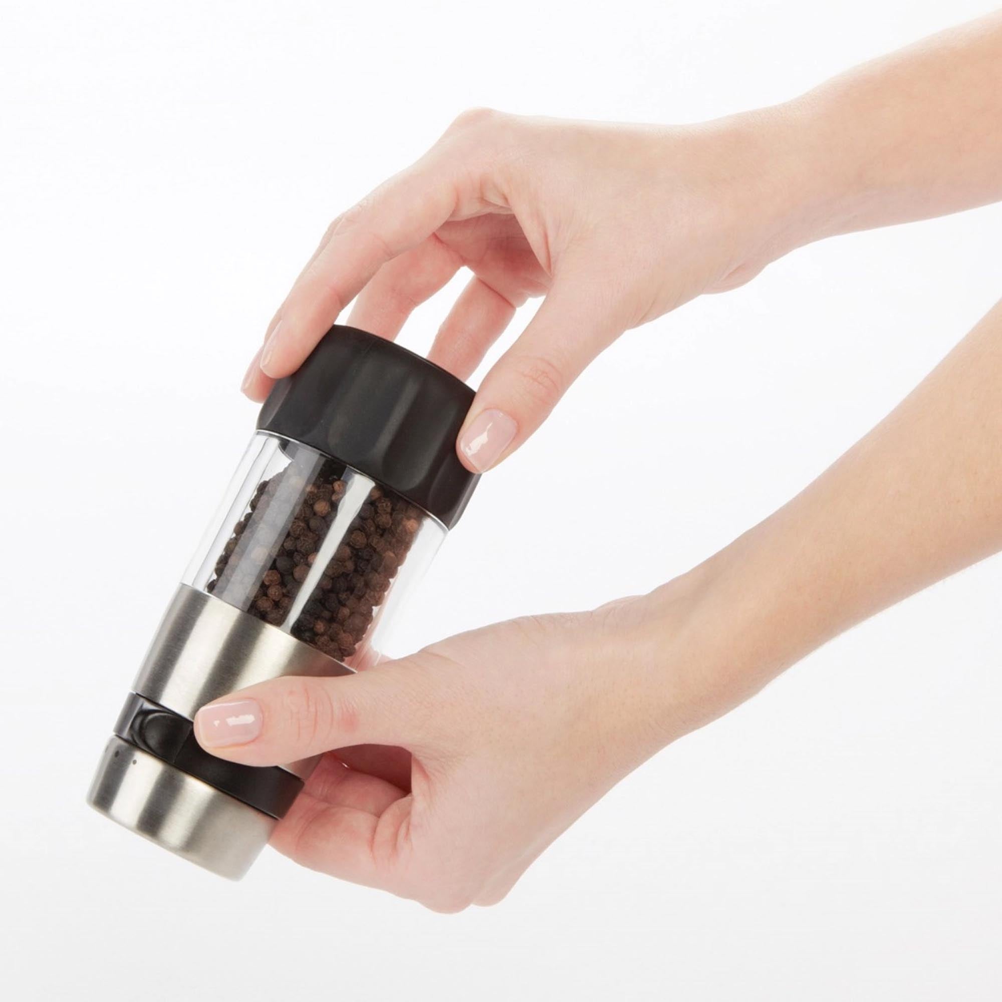 OXO Pfeffermühle: Stilvolles Design, präzise Mahlgradeinstellung.