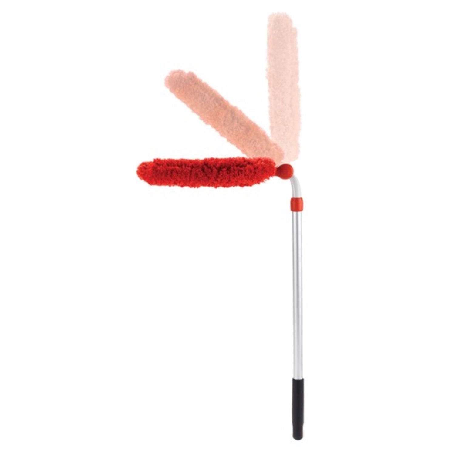 Praktischer ausziehbarer Staubwischer mit Mikrofaser-Kopf von OXO, ideal für schwer erreichbare Stellen.