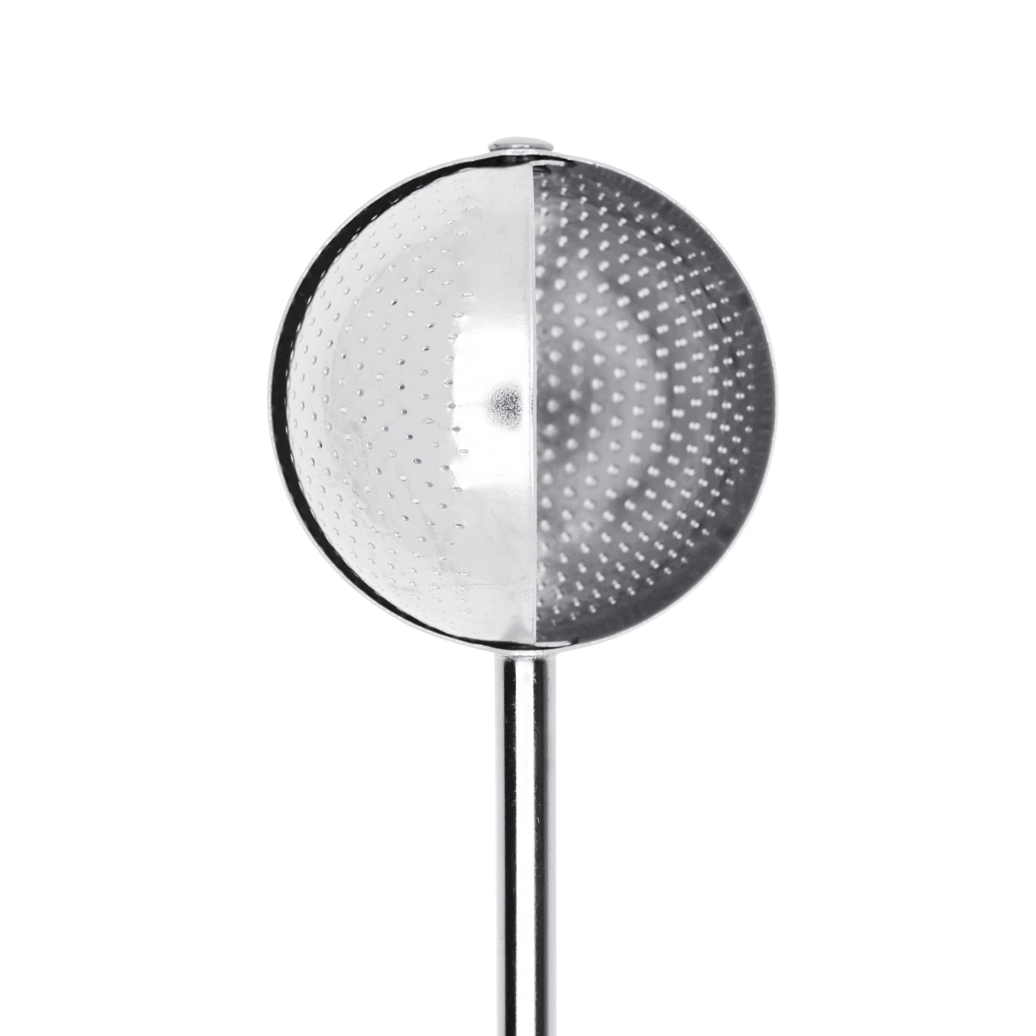 Entdecken Sie das OXO Tee-Ei mit Drehverschluss – ideal für Teeliebhaber! Aus Edelstahl und Kunststoff, einfach zu bedienen und zu reinigen.
