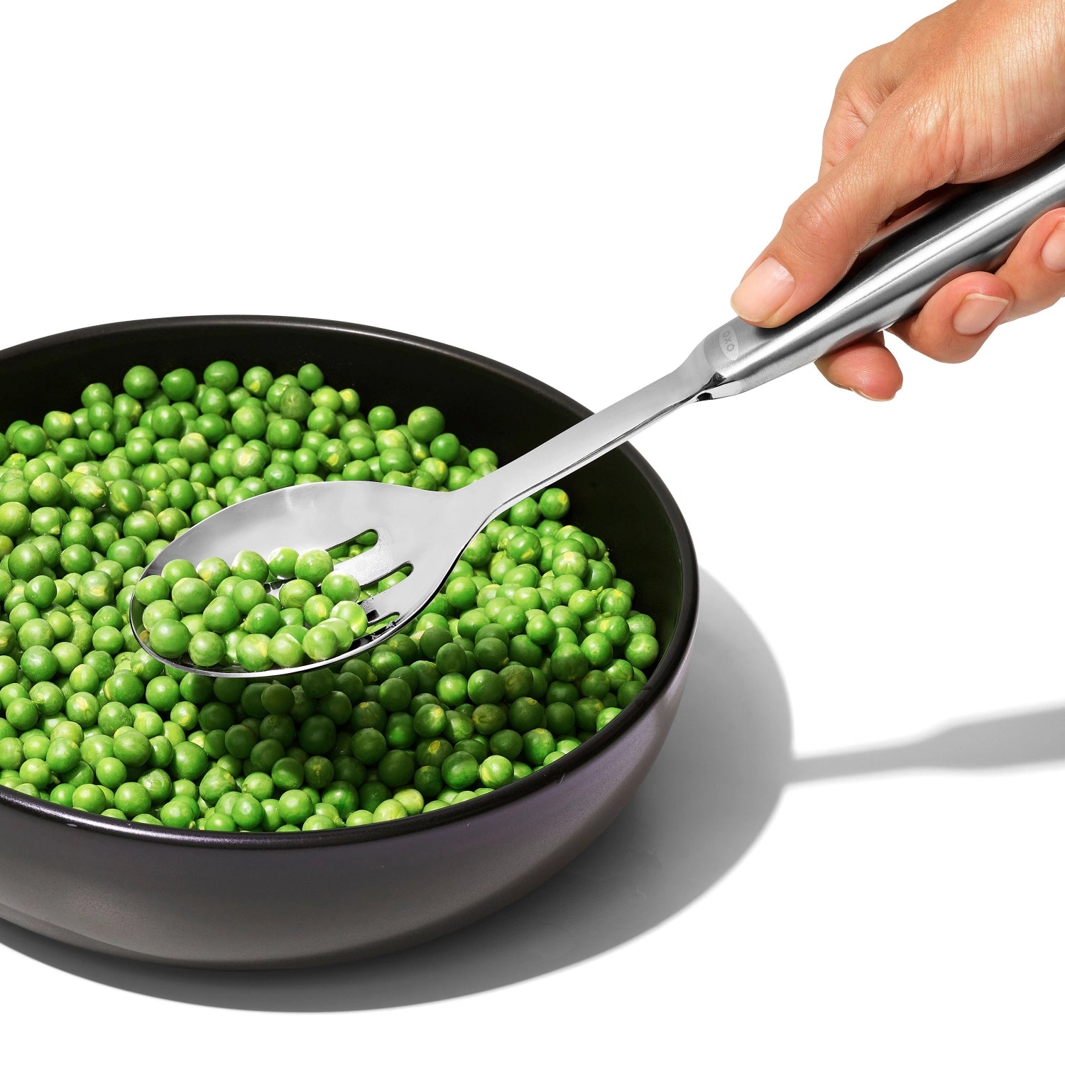 Robuster Good Grips Steel Servierlöffel mit Schlitzen, 28 cm lang, ideal zum Servieren und Abtropfen von Speisen, ergonomisches Design von OXO.