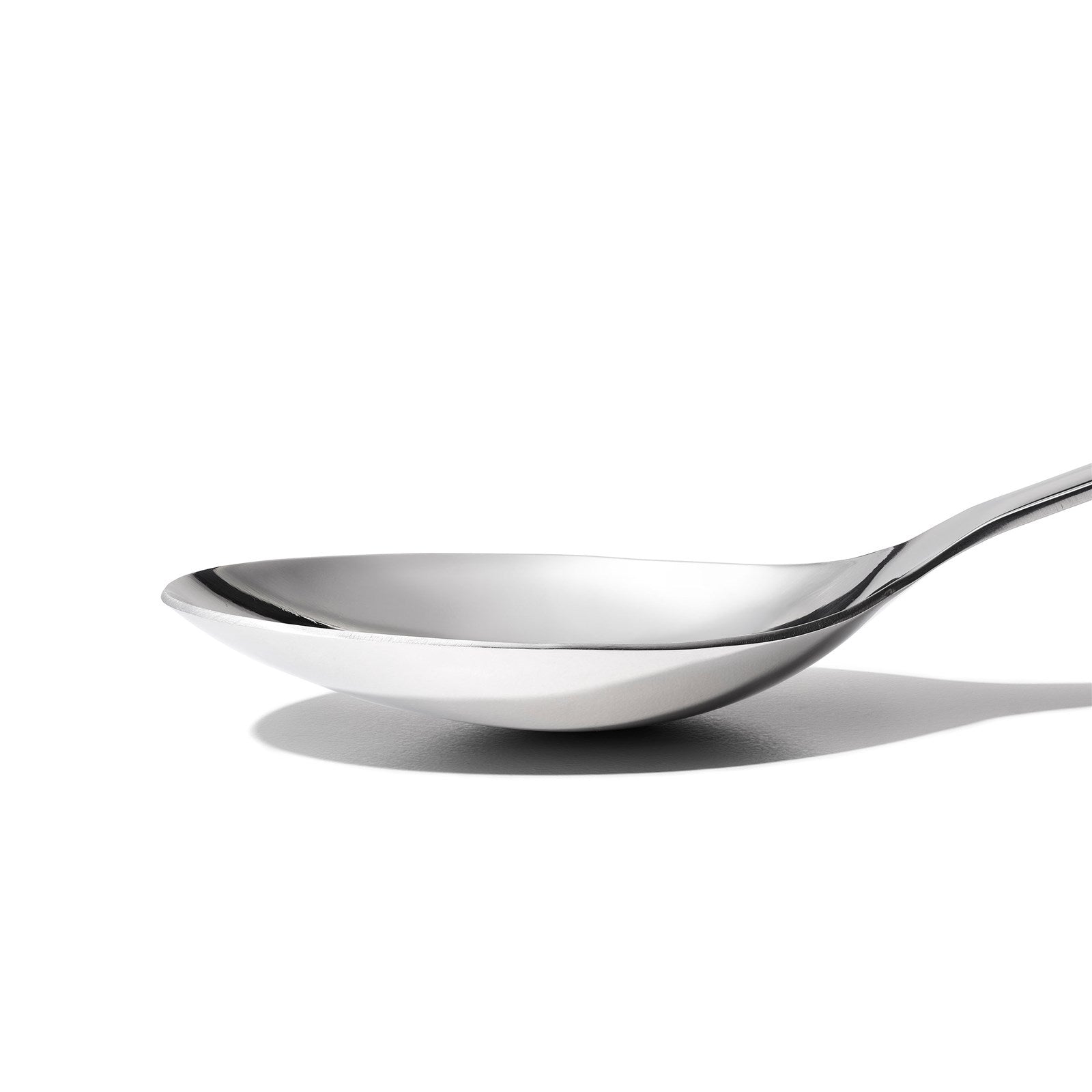 Eleganter OXO Servierlöffel, 27cm – Perfekt für stilvolles Servieren.
