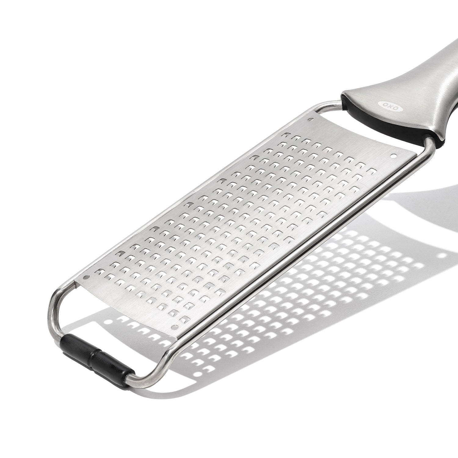 Robuste OXO Good Grips Reibe aus Edelstahl, 29 cm lang, ideal für feines Reiben von Lebensmitteln, mit rutschfestem Griff für optimale Handhabung.