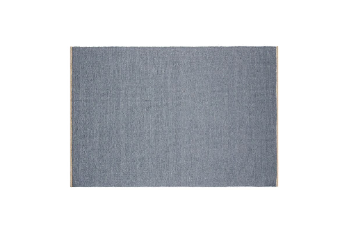 Jaipur Teppich in Blau präsentiert im Onlineshop von KAQTU Design AG. Teppich ist von Venture Home