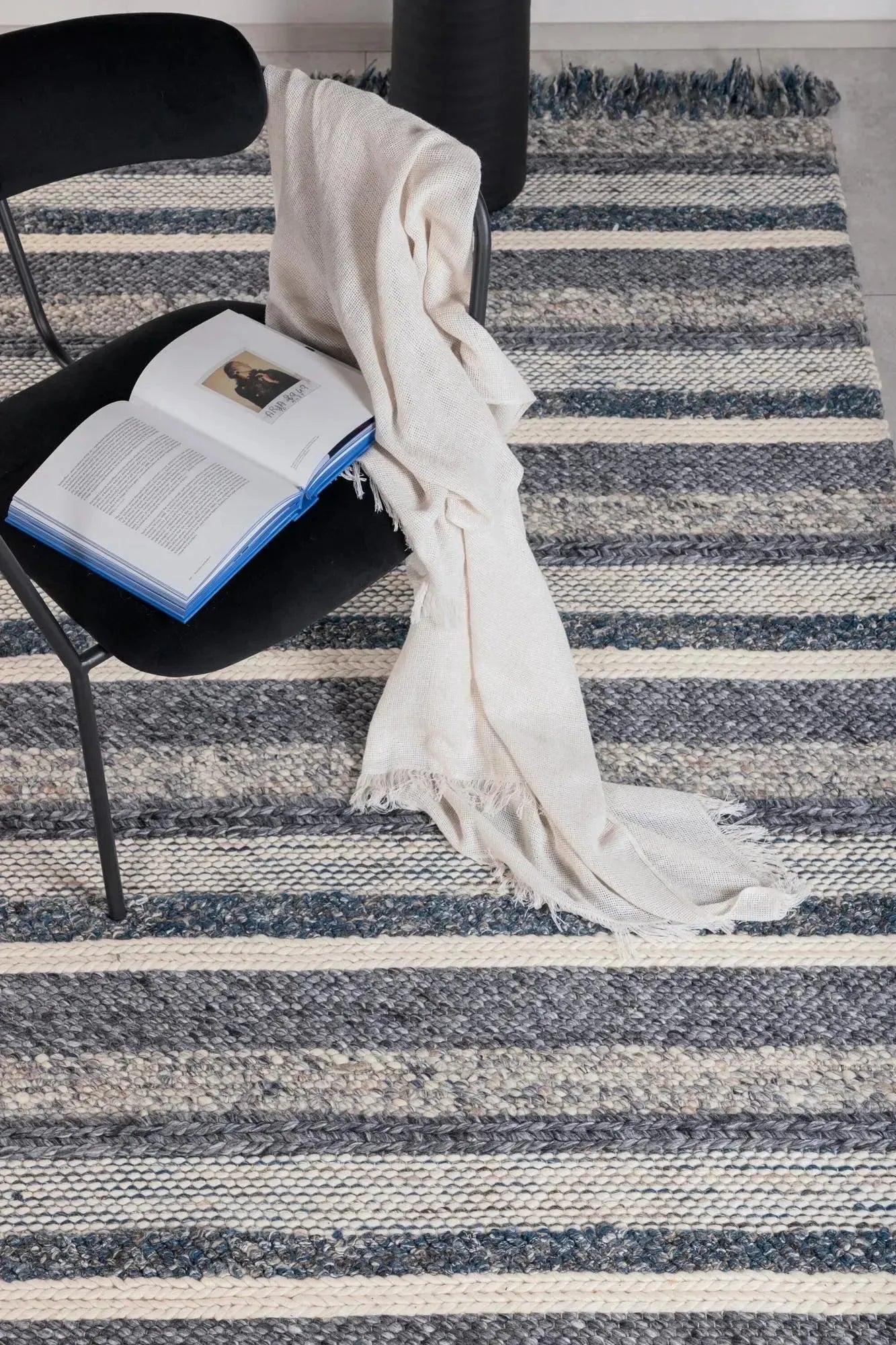 Luxuriöser Agra Teppich von Venture Home für stilvolle Interieurs.