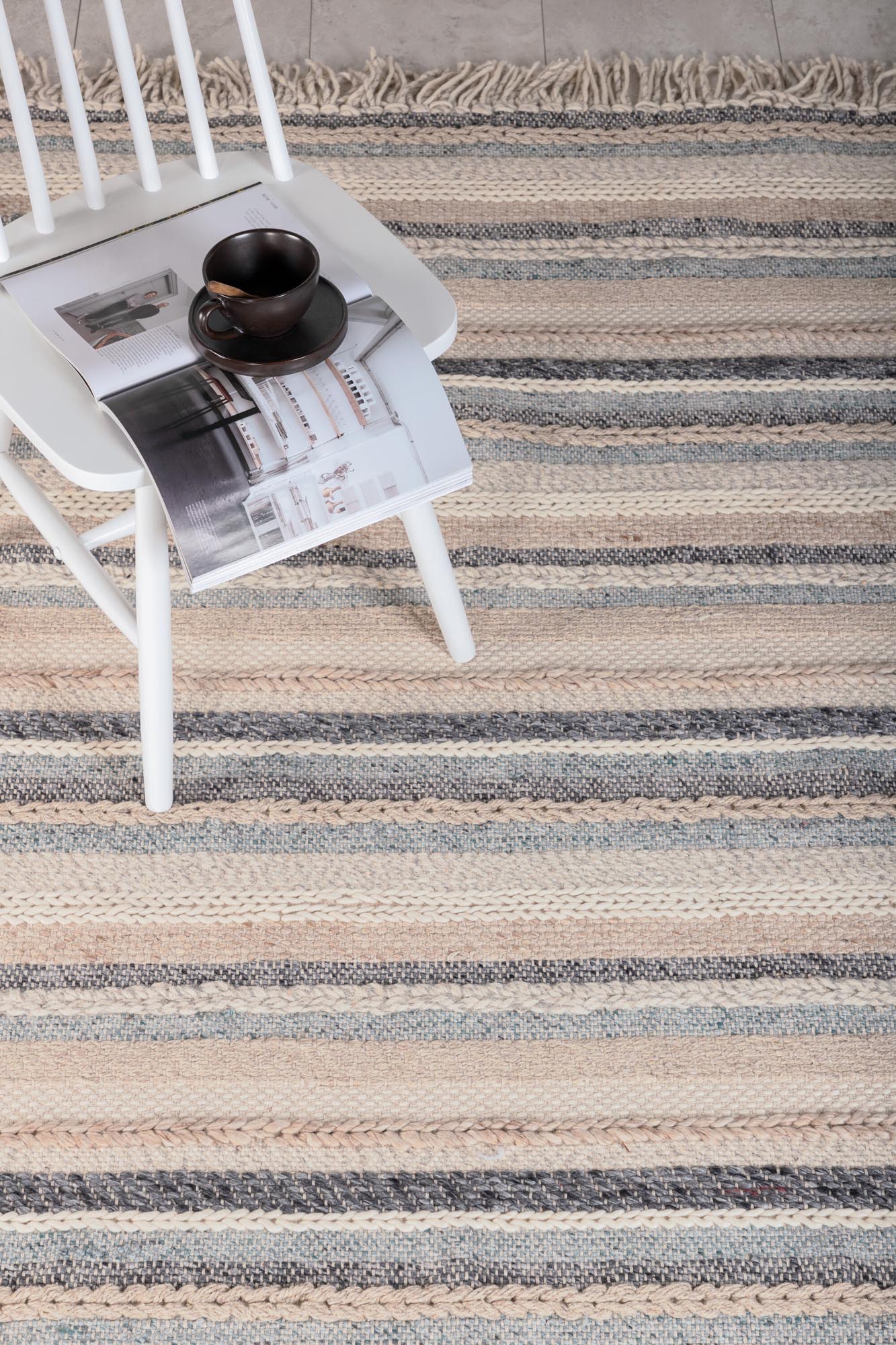 Gudha Teppich in Beige präsentiert im Onlineshop von KAQTU Design AG. Teppich ist von Venture Home