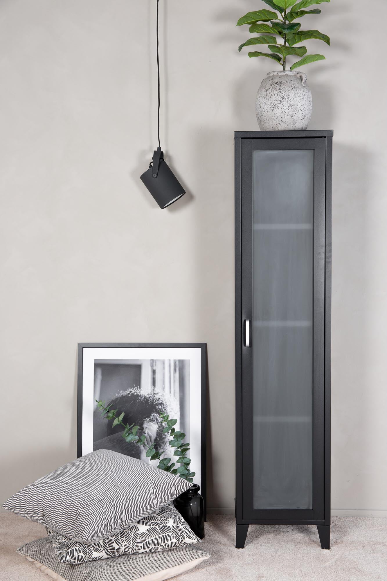Acero Cabinet in Schwarz präsentiert im Onlineshop von KAQTU Design AG. Cabinet ist von Venture Home