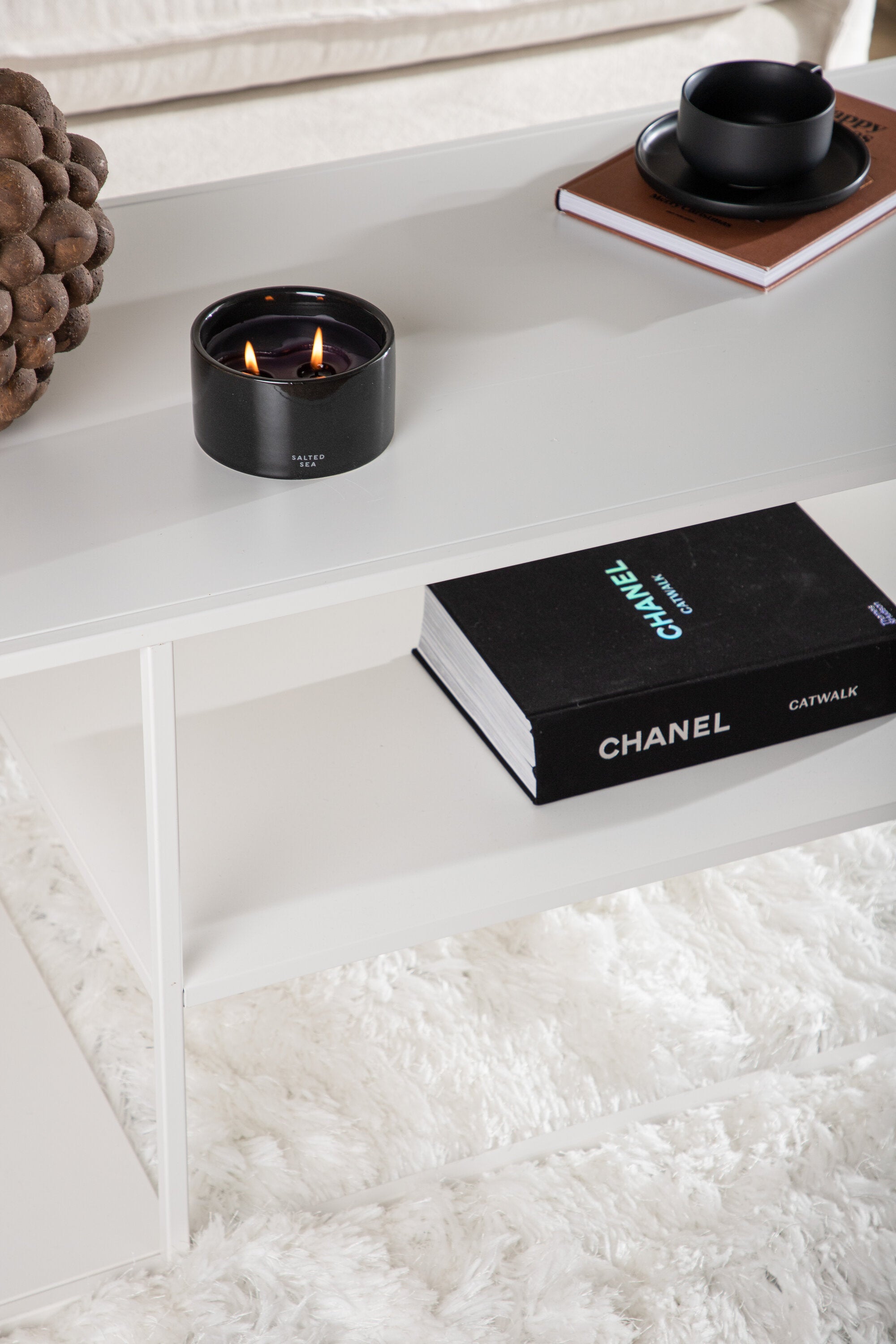 Staal Coffee Tisch in Weiss präsentiert im Onlineshop von KAQTU Design AG. Beistelltisch ist von Venture Home