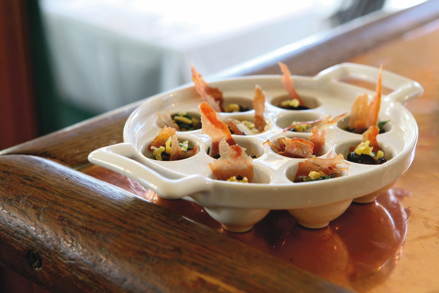 Schneckenpfanne 12 Löcher, weiss