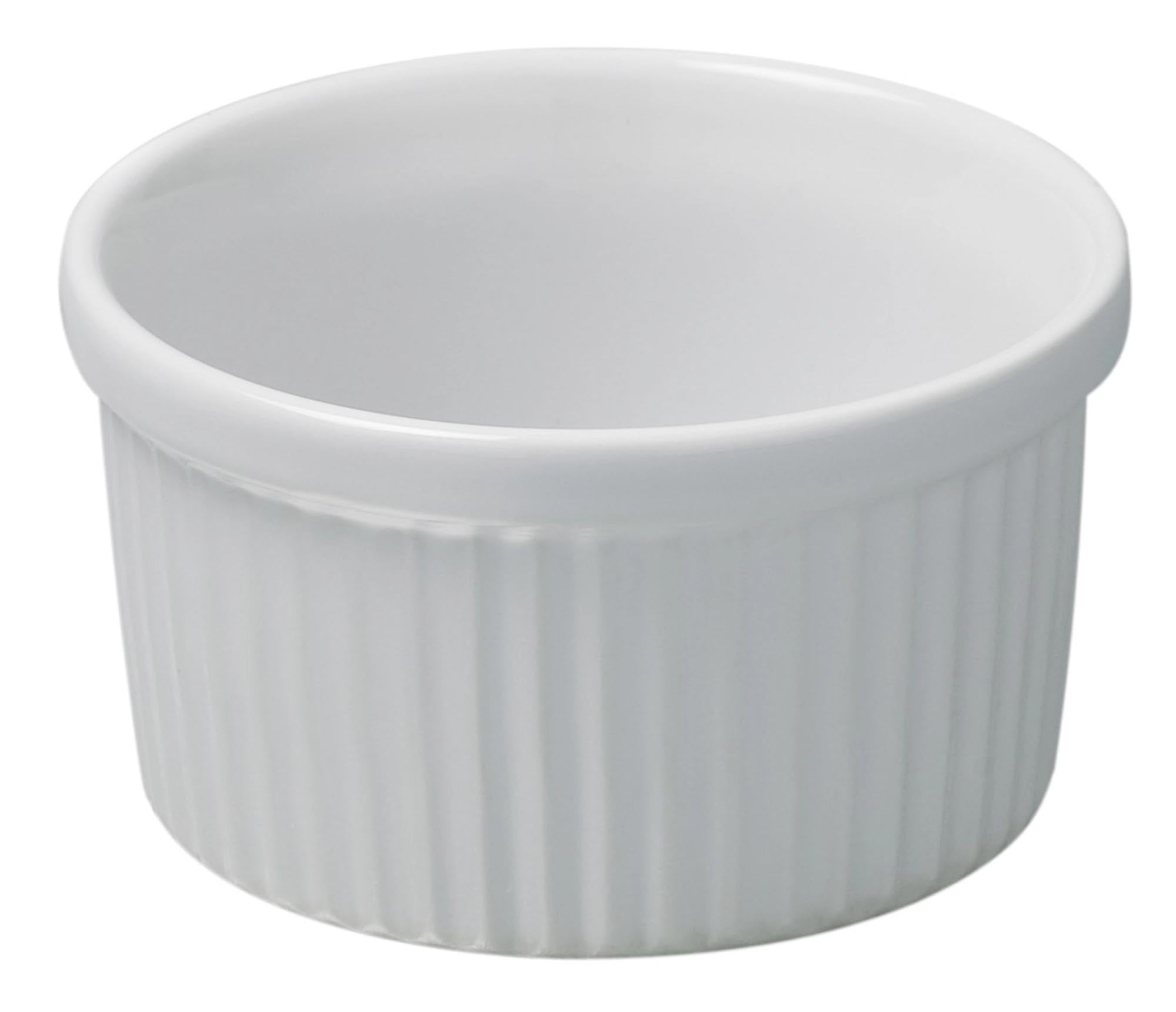 Elegante, weisse Souffléform (Ø 8 cm) von Revol aus Porzellan, ideal für Soufflés und Crème brûlée. Perfekte Wärmeverteilung.