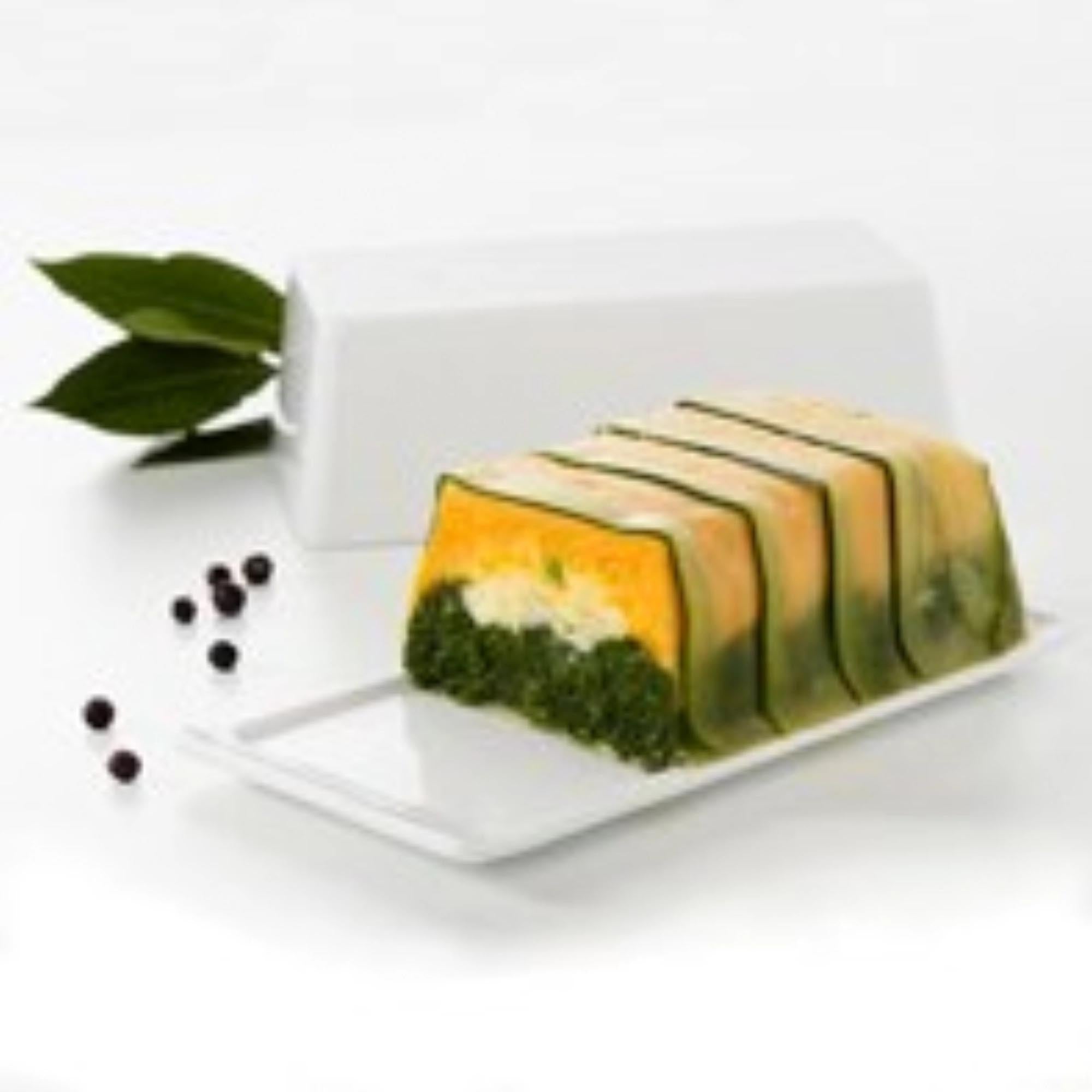 Revol Terrine: Zeitloses Weiss, perfekt für jede Tischdekoration.