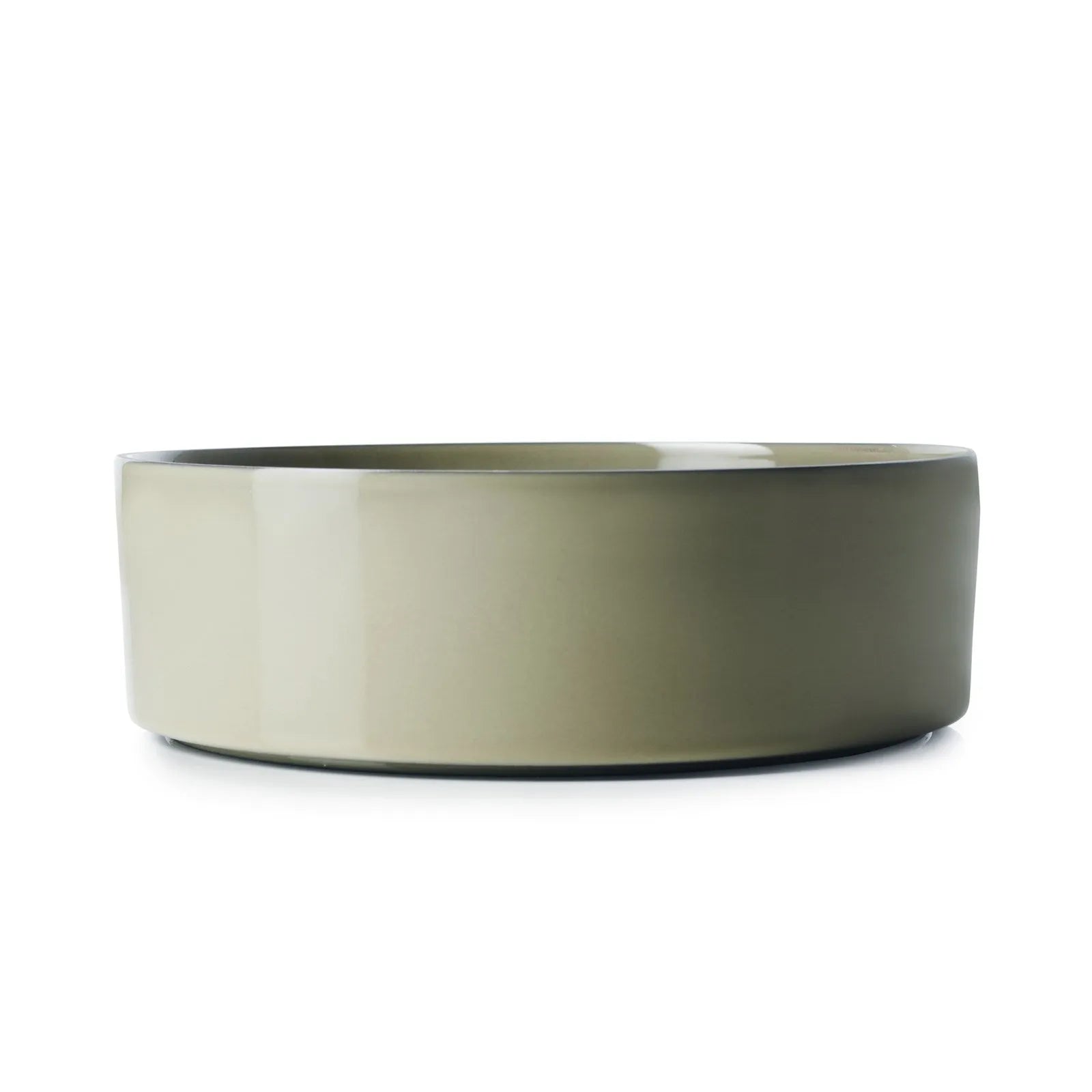 Elegante Revol Salatschüssel Ø25cm in Kardamom für stilvolle Tafeln.