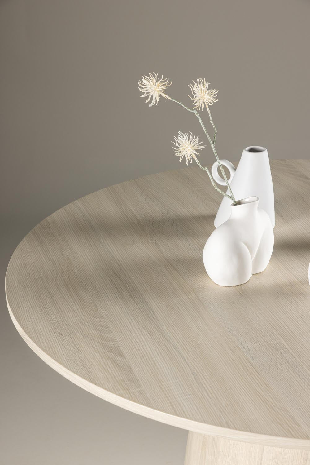 Lanzo Esstisch in Tünchen präsentiert im Onlineshop von KAQTU Design AG. Esstisch ist von Venture Home