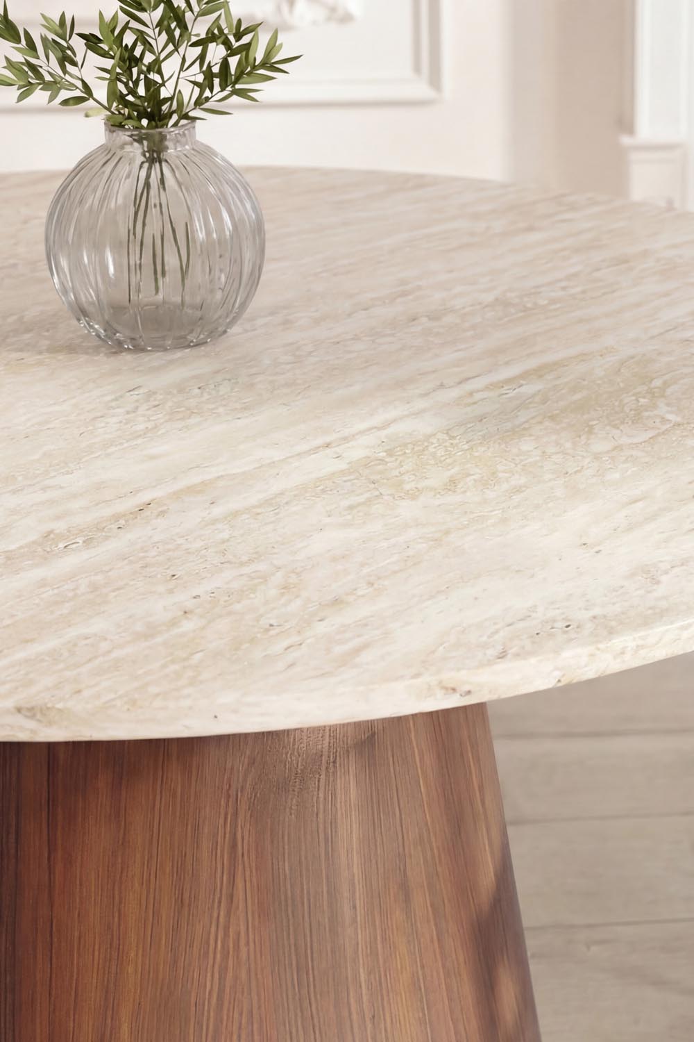 Lanzo Rundes Esstisch in Beige präsentiert im Onlineshop von KAQTU Design AG. Gartentisch ist von Venture Home