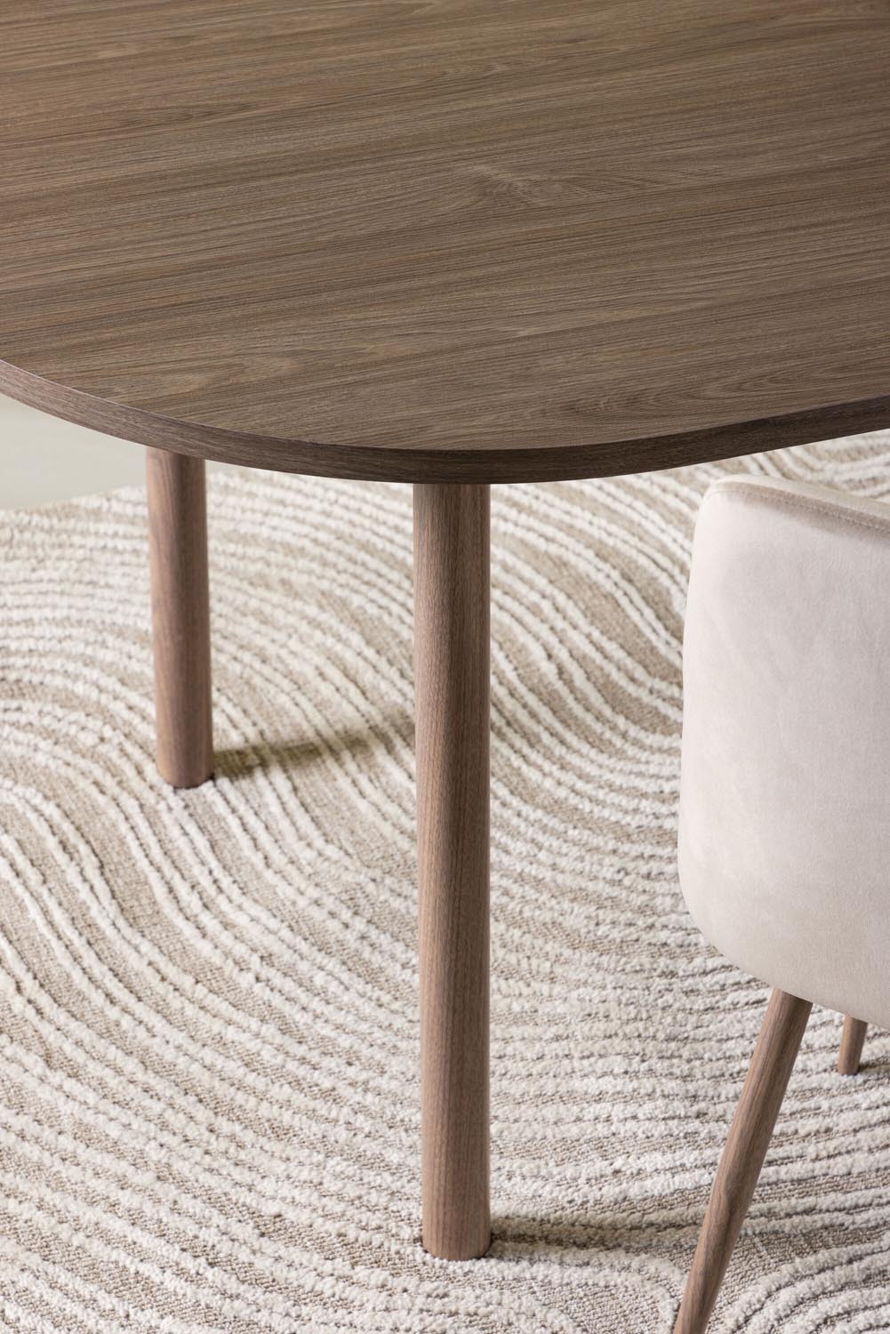 Andy Esstisch in Natur präsentiert im Onlineshop von KAQTU Design AG. Esstisch ist von Venture Home