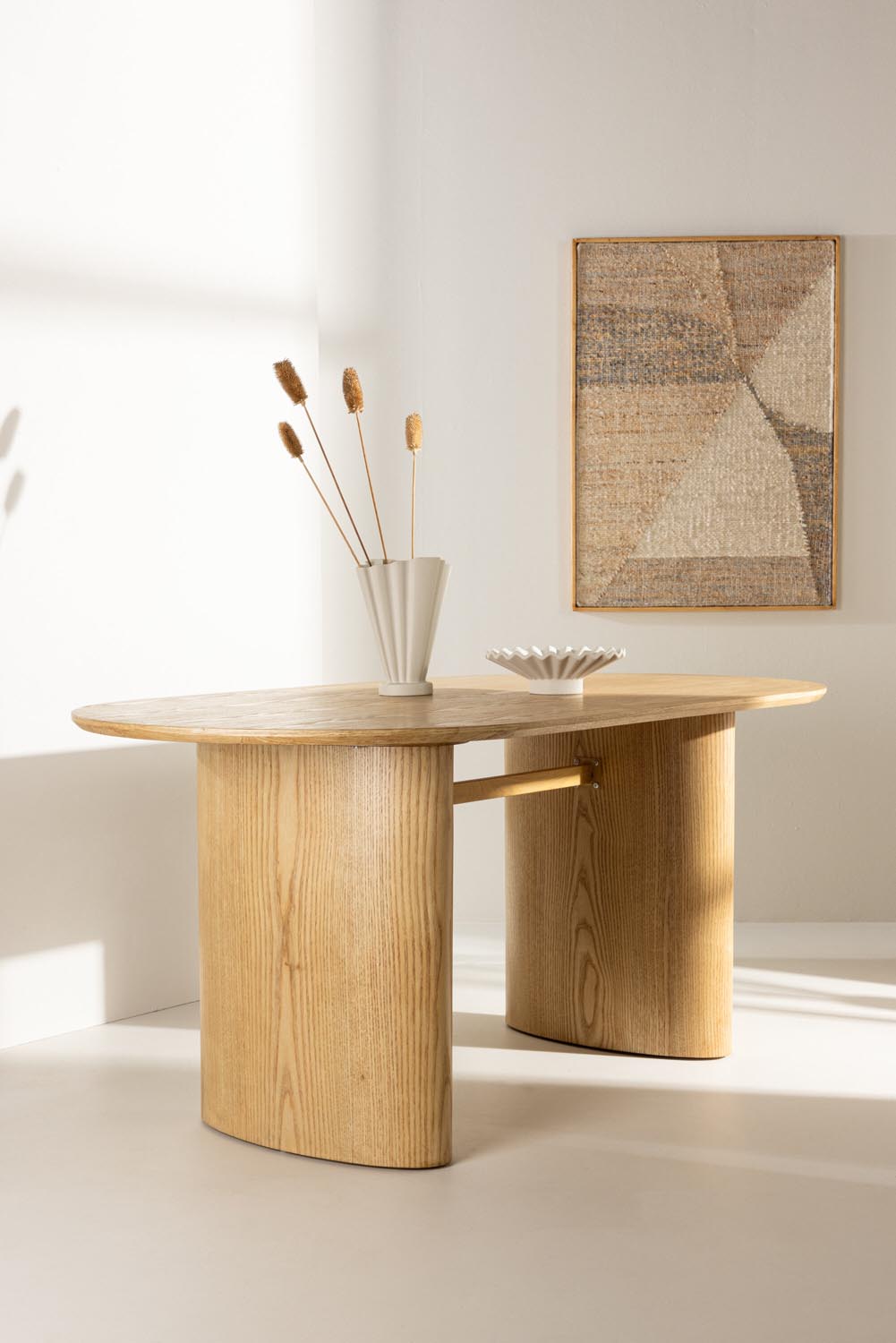 Isolde Esstisch in Natur präsentiert im Onlineshop von KAQTU Design AG. Esstisch ist von Venture Home