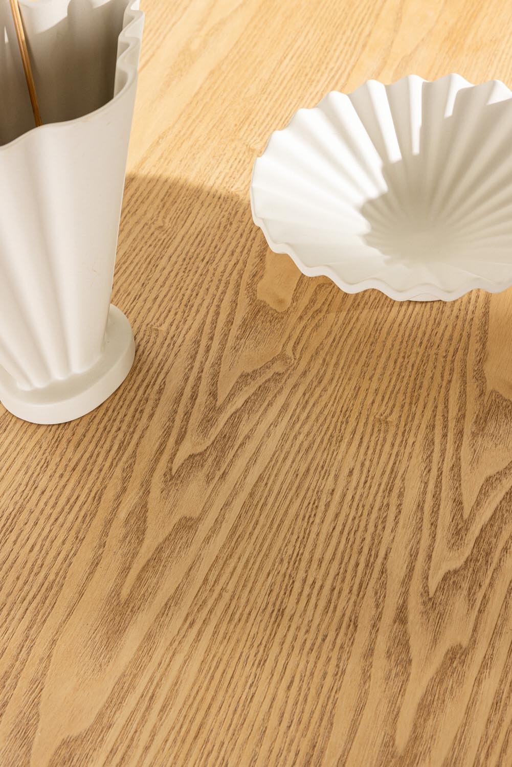 Isolde Esstisch in Natur präsentiert im Onlineshop von KAQTU Design AG. Esstisch ist von Venture Home