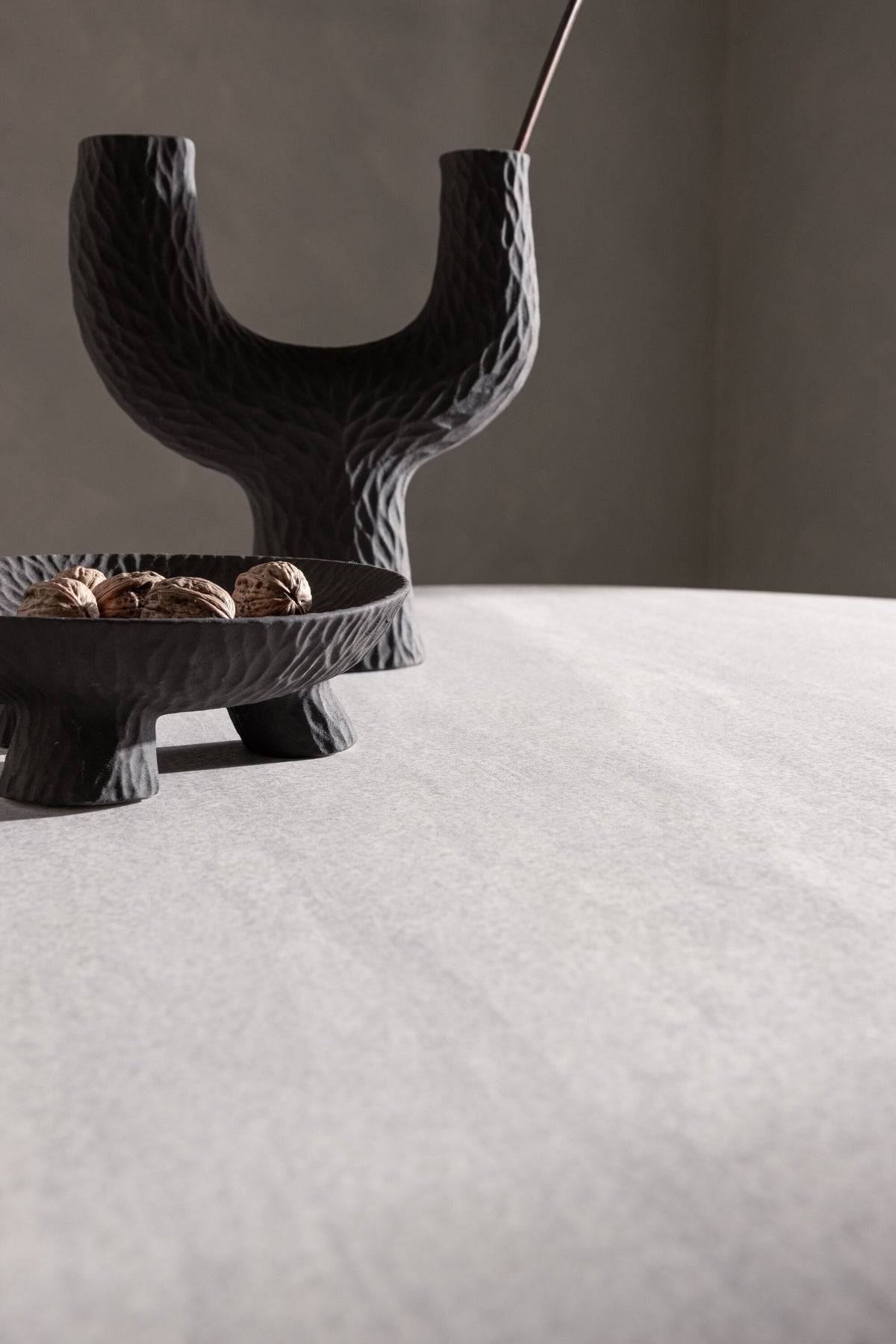 Grönvik Tisch in Hellgrau präsentiert im Onlineshop von KAQTU Design AG. Esstisch ist von Venture Home