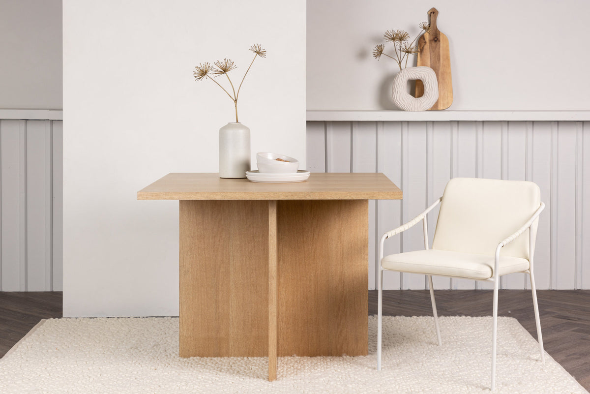 Leo Tisch in Natur präsentiert im Onlineshop von KAQTU Design AG. Esstisch ist von Venture Home