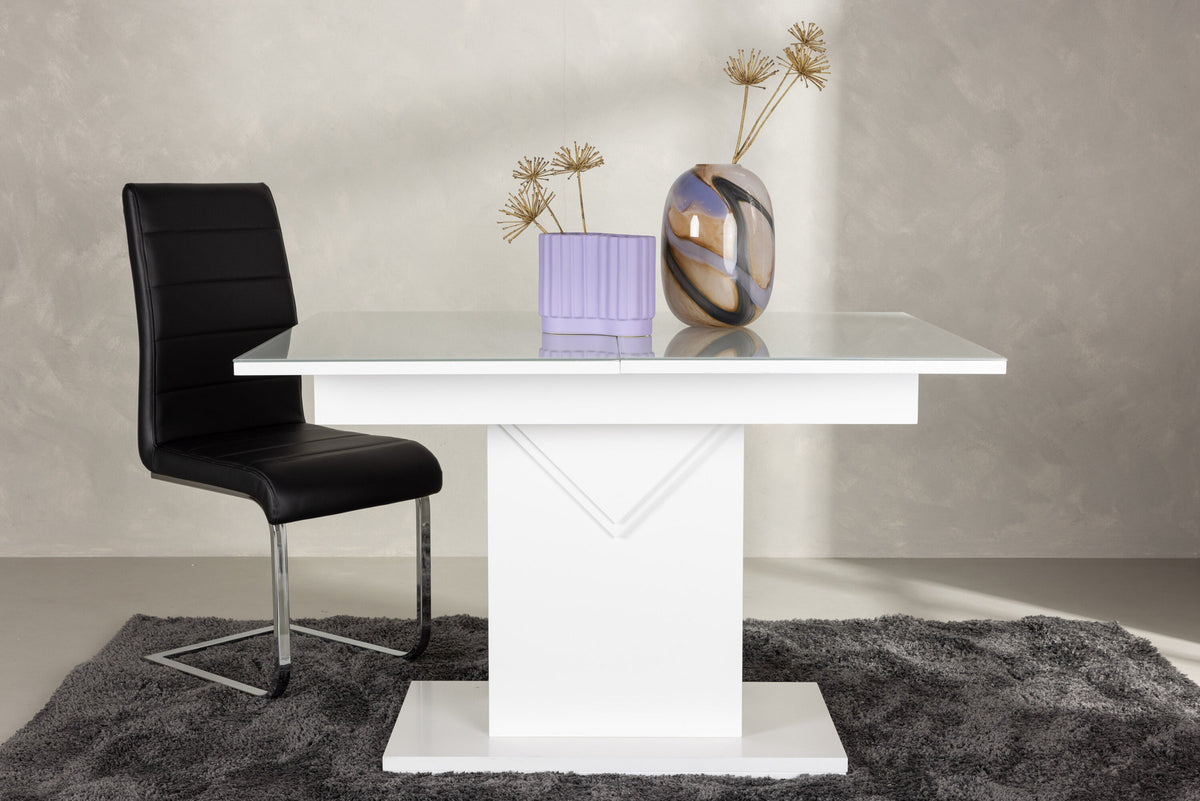 Pluto Tisch ausziehbar in Weiss präsentiert im Onlineshop von KAQTU Design AG. Esstisch ist von Venture Home