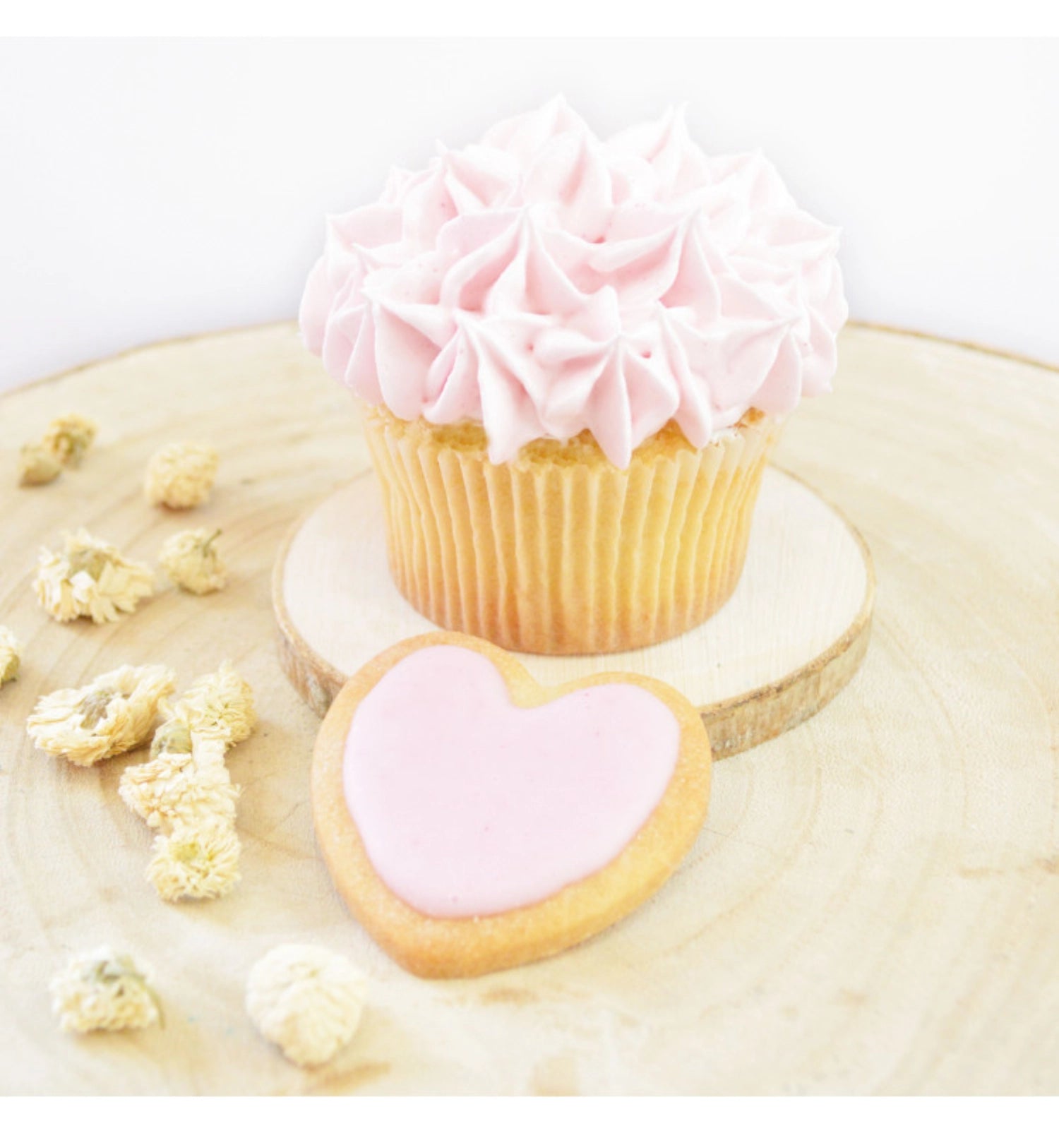 Natürlicher Farbstoff in Zuckerwatten-rosa, 10g, ideal zum Färben von Lebensmitteln und Backwaren, für kreative Küchenprojekte.