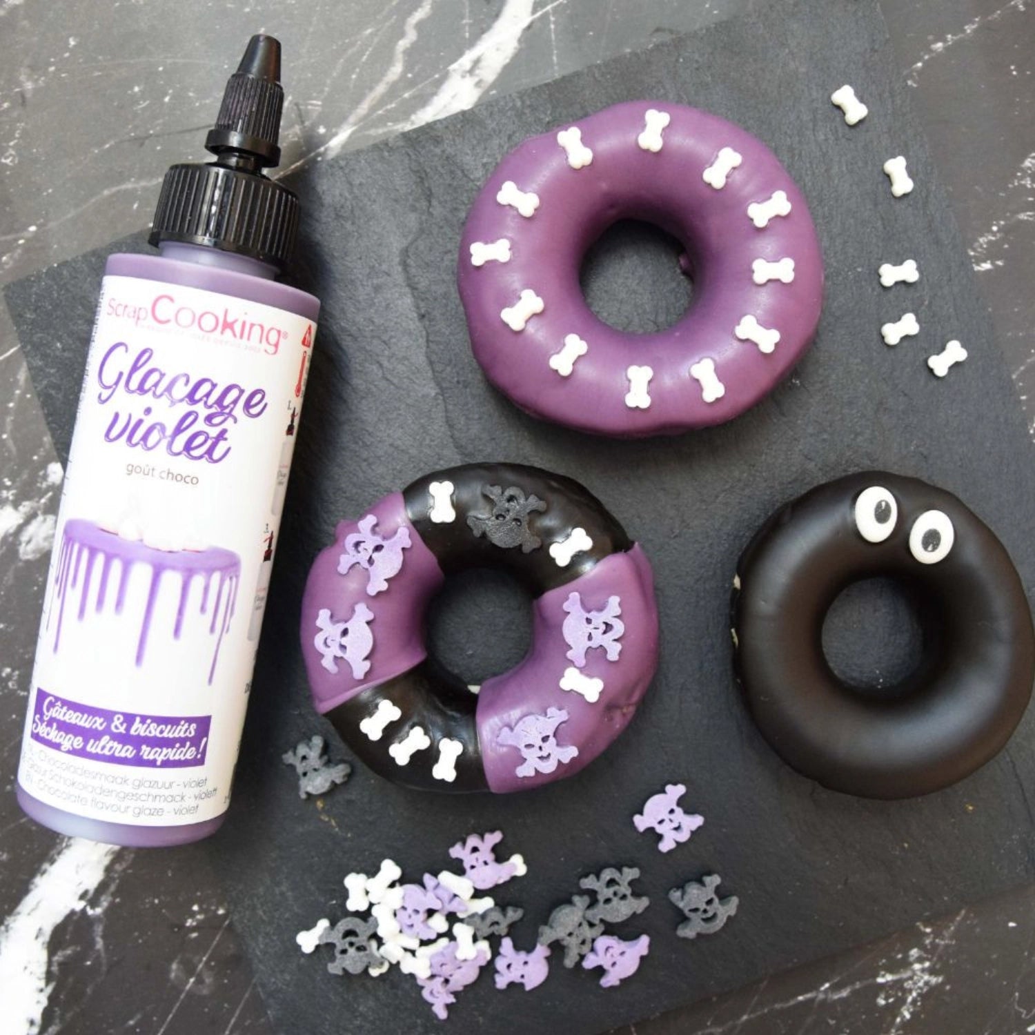 Schokoladengeschmacksglasur Drip Cake in Schwarz, 130g, perfekt für kreative Tortendekoration und süße Genussmomente.