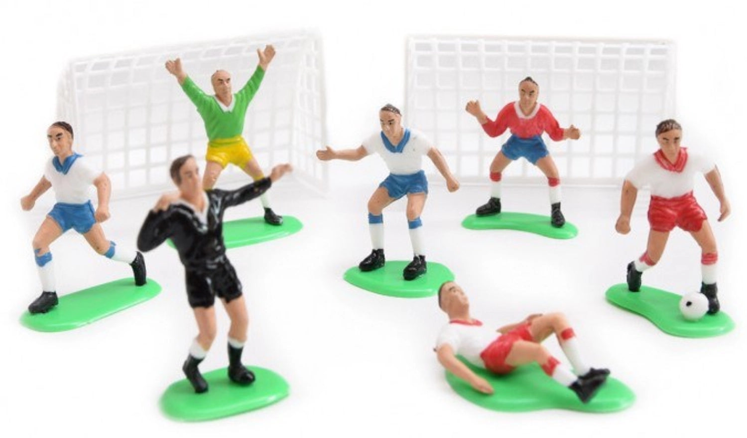 Set aus 9 dekorativen Fußballfiguren von Scrap Cooking, perfekt für die Küche und ideal für Fußballfans, um das Kochen zu verschönern.