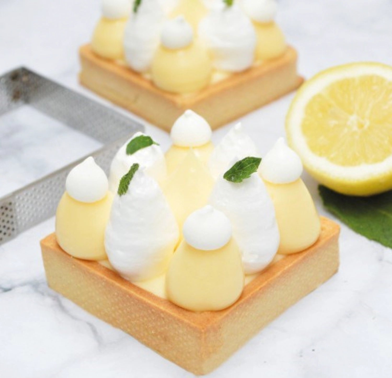 10er Set Tortenhalter gold/schwarz quadratisch 8cm