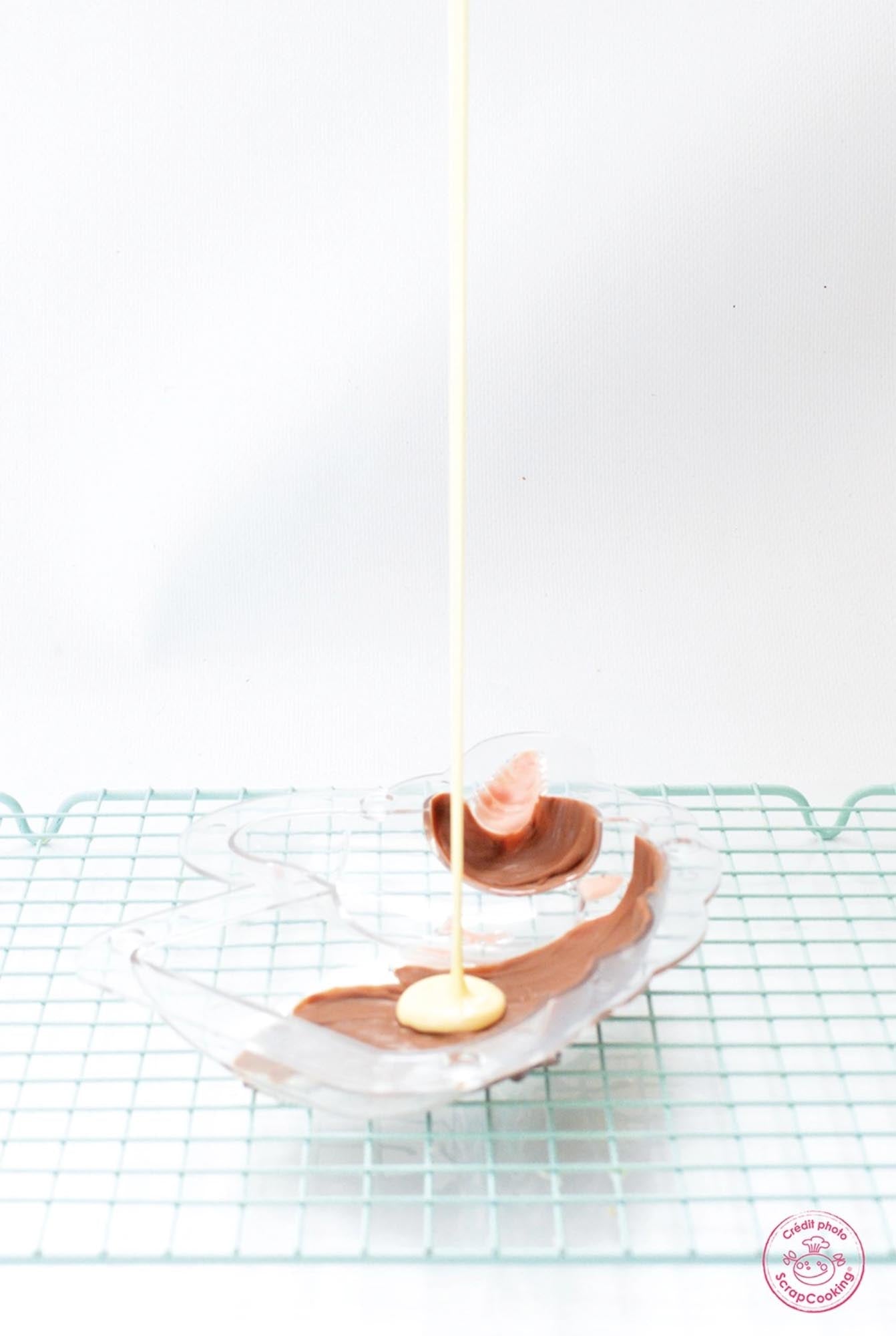 Gestalte zauberhafte 3D-Einhorn-Schokoladen mit der Scrap Cooking Form – ein kreatives Highlight für jede Feier!