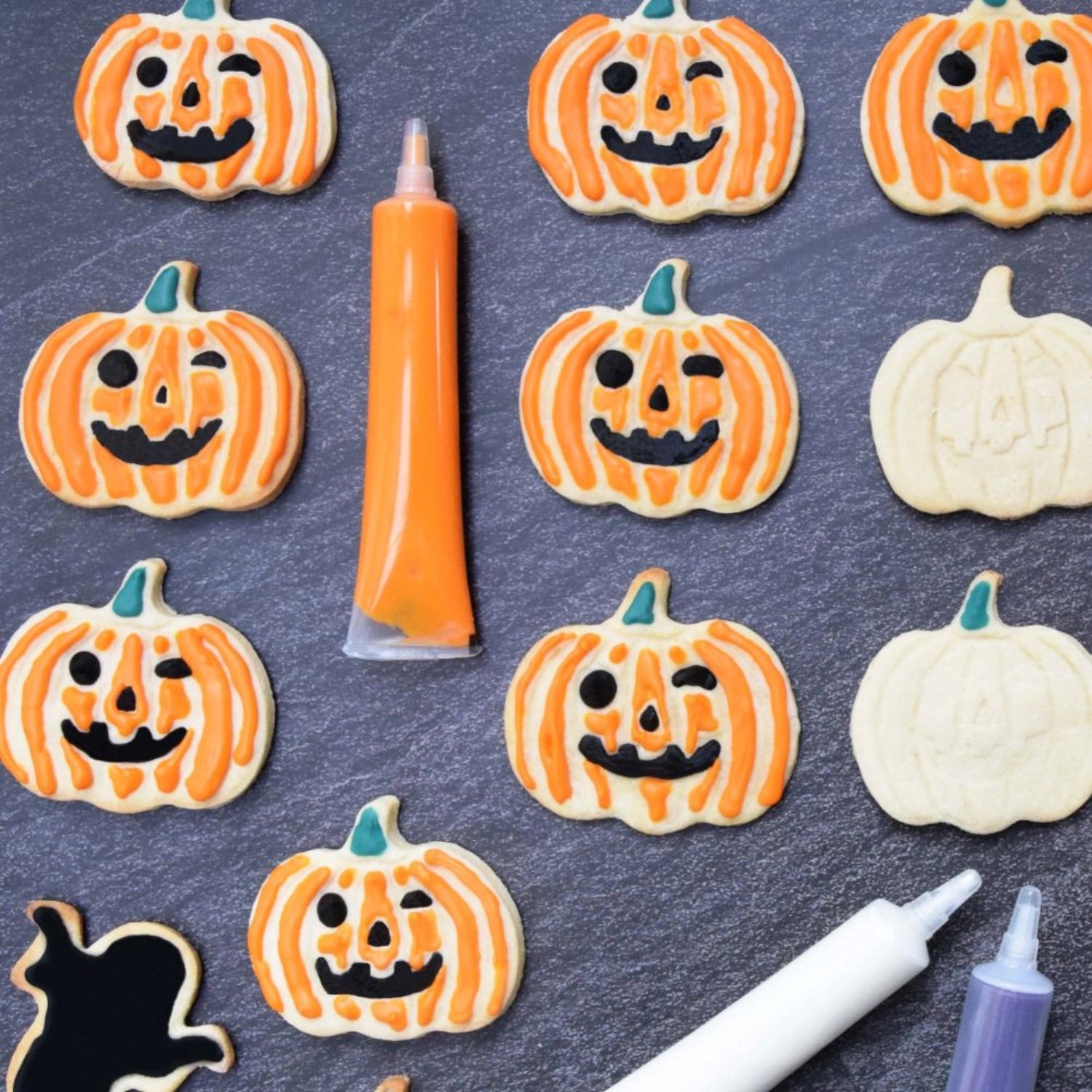 Chocolate flavored pen black 25g