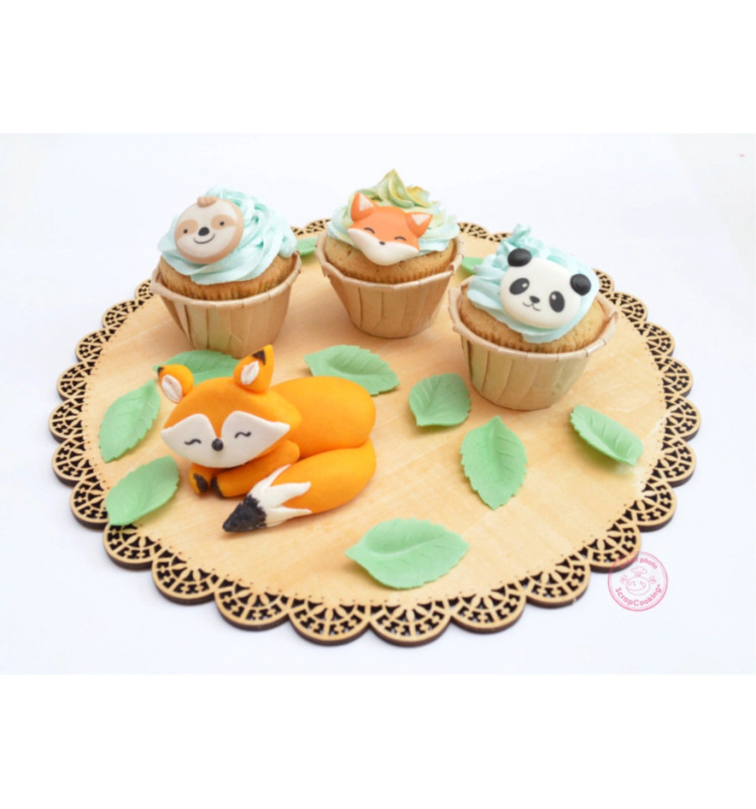6 pcs. sugar decoration panda, sloth, fox