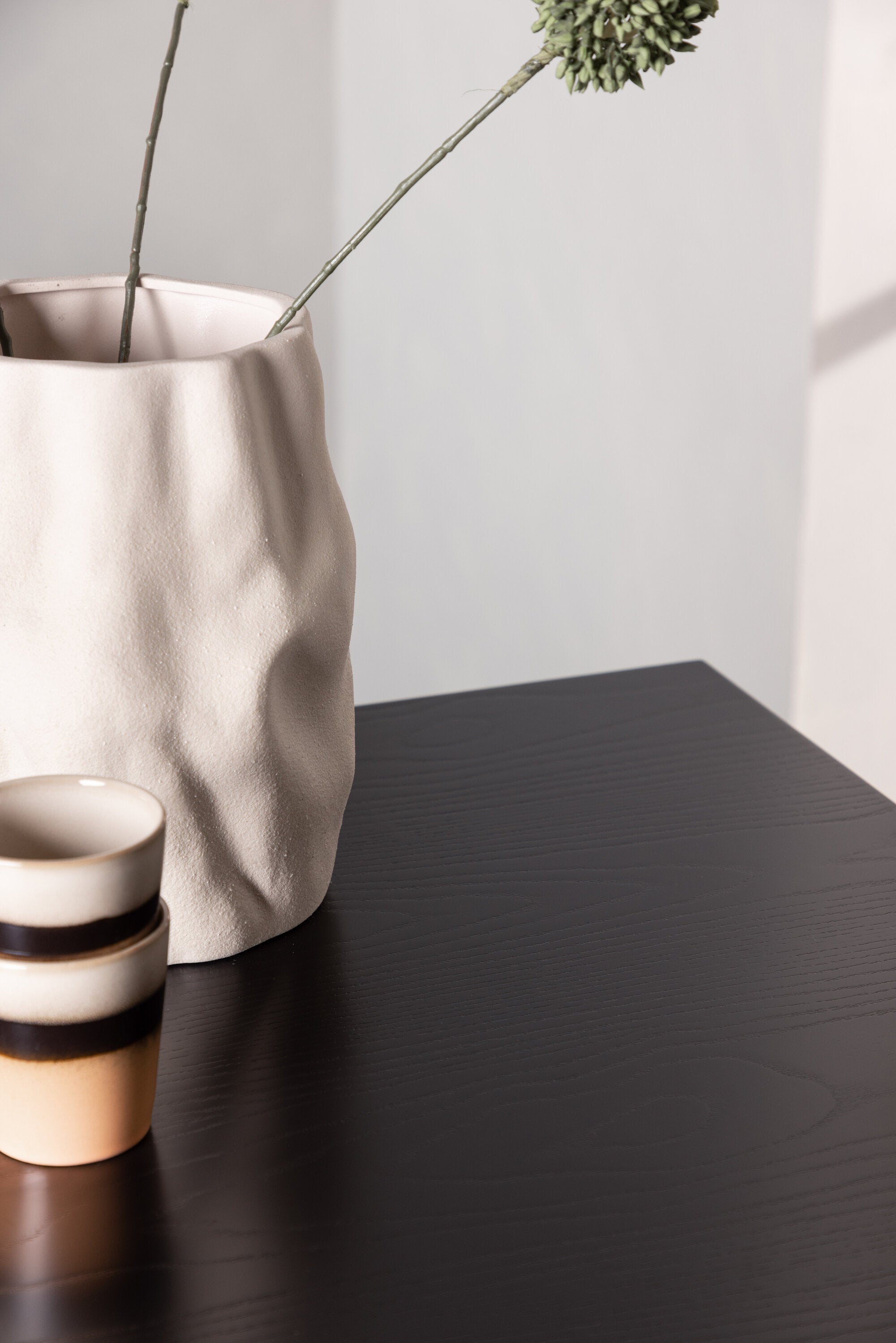 Rax Bartisch in Schwarz präsentiert im Onlineshop von KAQTU Design AG. Hochtisch ist von Venture Home