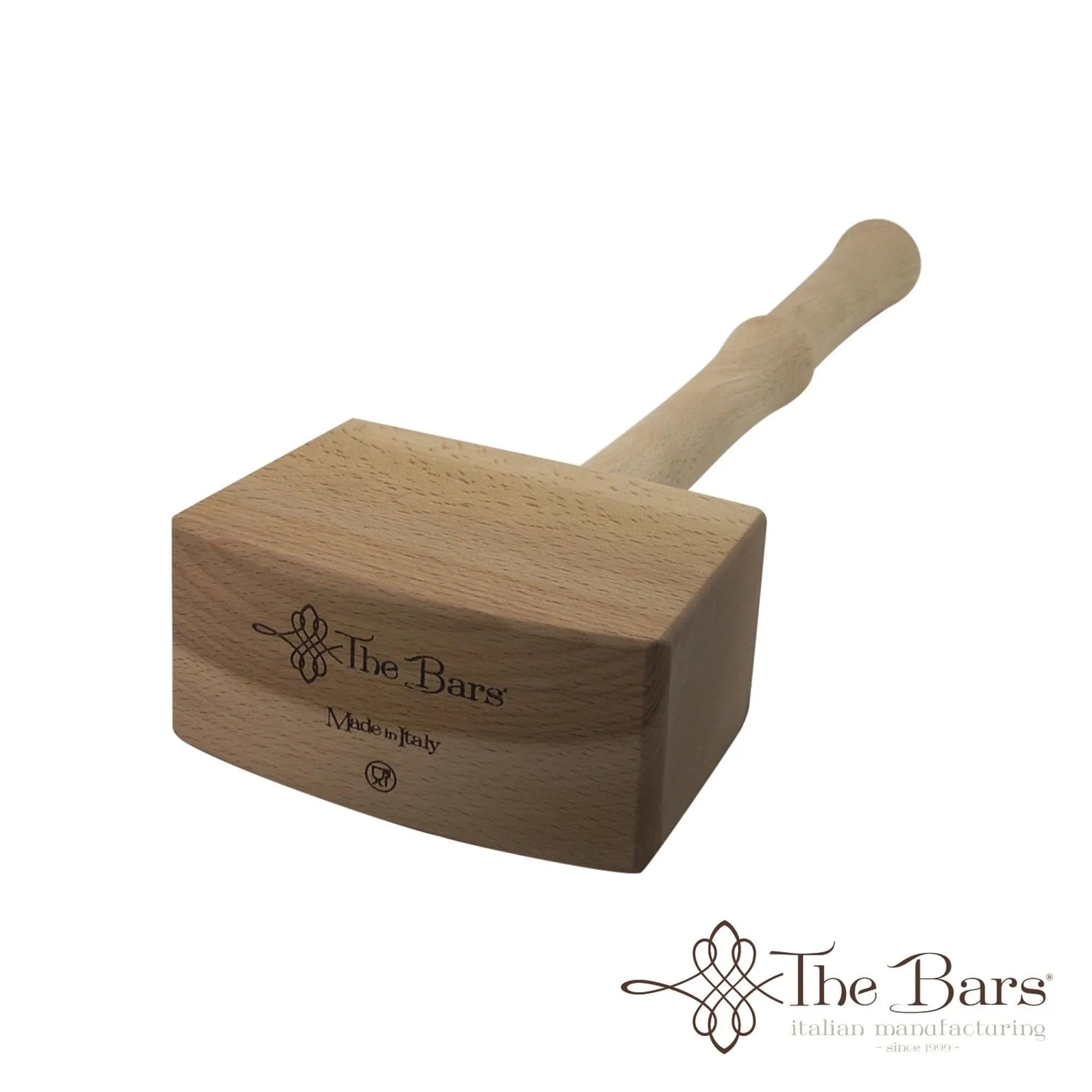 Wooden Ice Mallet In Natural Wood in Braun präsentiert im Onlineshop von KAQTU Design AG. Barzubehör ist von Maison Truffe