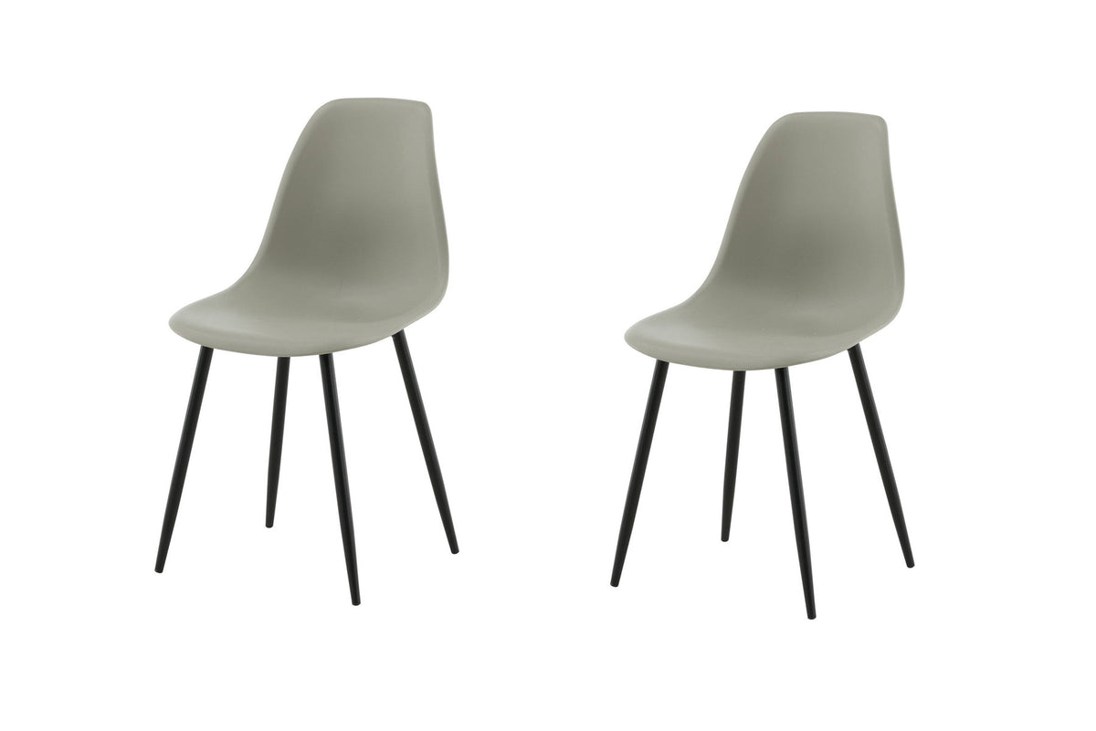 Polar Stuhl Plastic in Grau präsentiert im Onlineshop von KAQTU Design AG. Stuhl ist von Venture Home