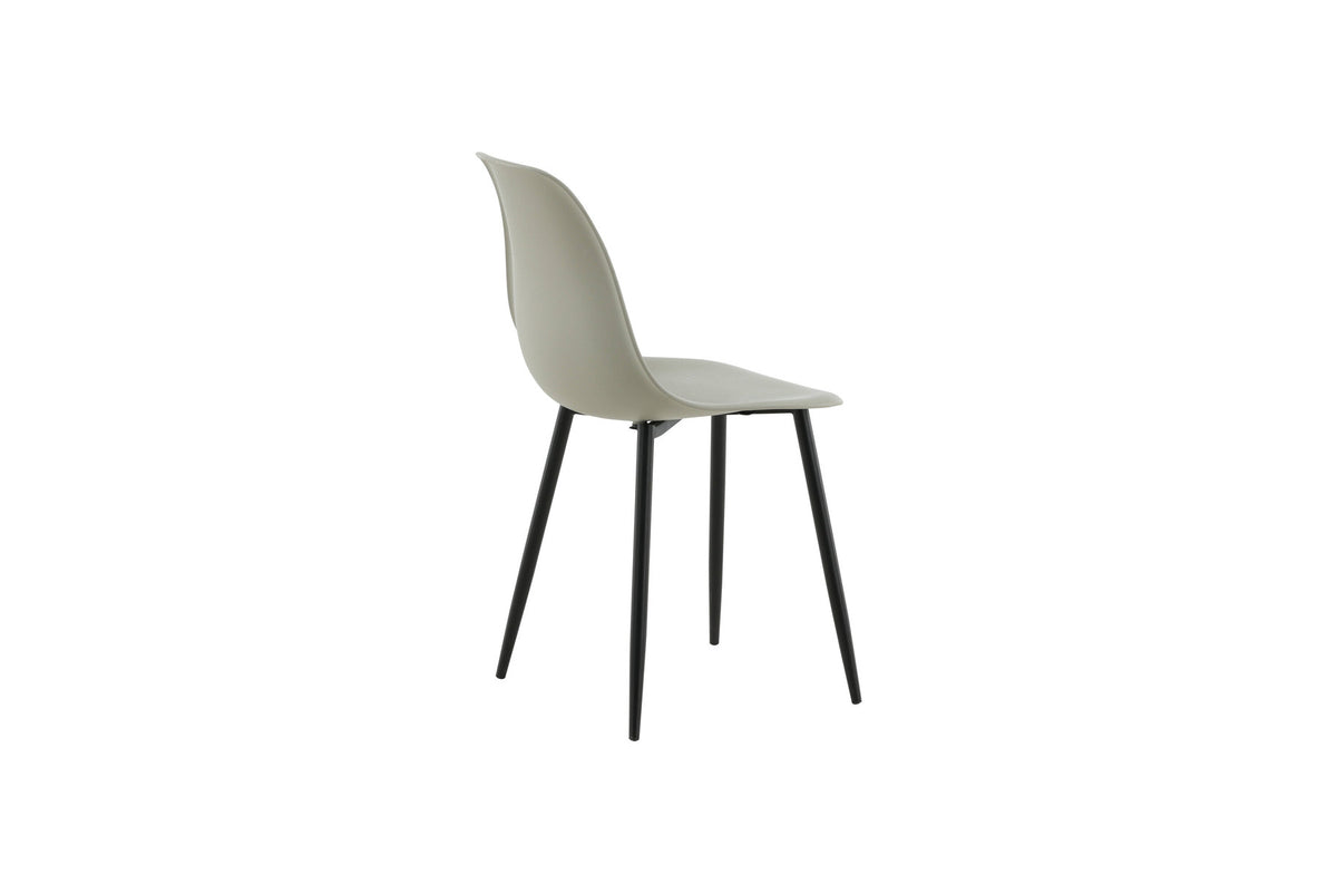 Polar Stuhl Plastic in Grau präsentiert im Onlineshop von KAQTU Design AG. Stuhl ist von Venture Home