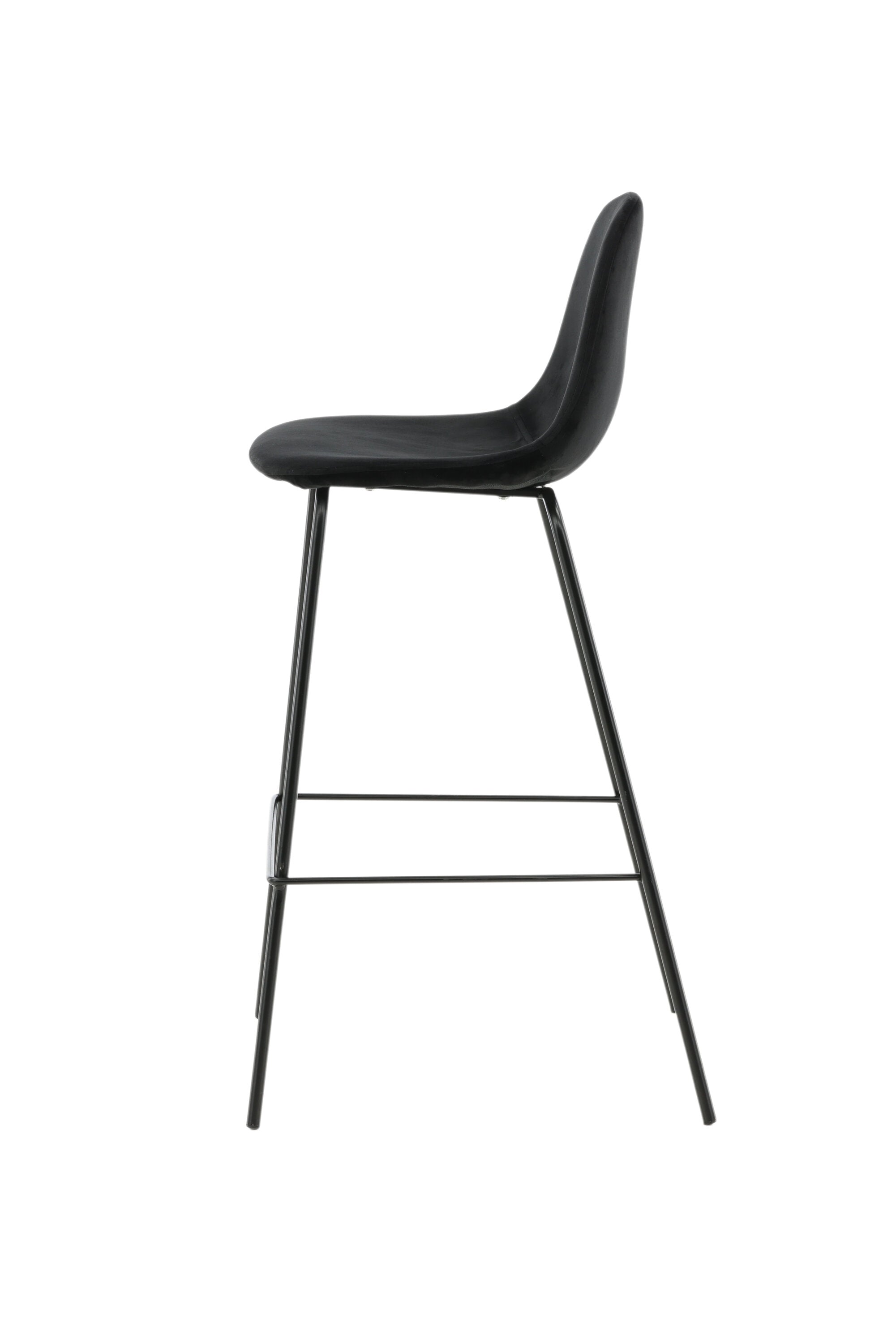 Polar Barstuhl in Schwarz präsentiert im Onlineshop von KAQTU Design AG. Barstuhl ist von Venture Home