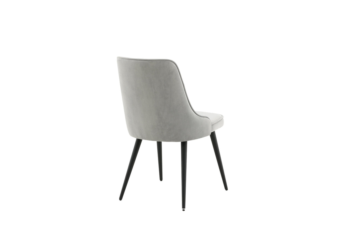 Velvet Deluxe Stuhl in Hellgrau / Schwarz präsentiert im Onlineshop von KAQTU Design AG. Stuhl ist von Venture Home