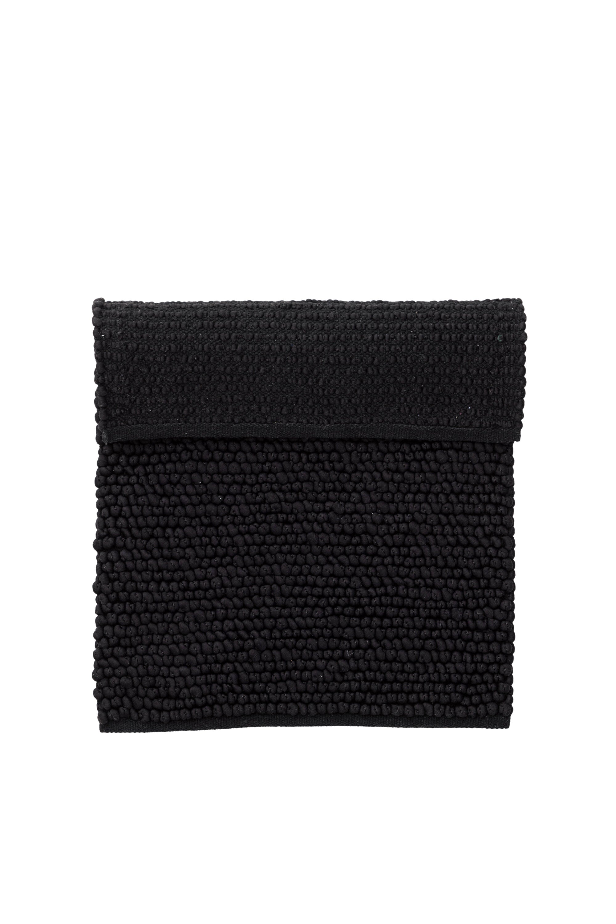 Wilmer Teppich in Schwarz präsentiert im Onlineshop von KAQTU Design AG. Teppich ist von Venture Home