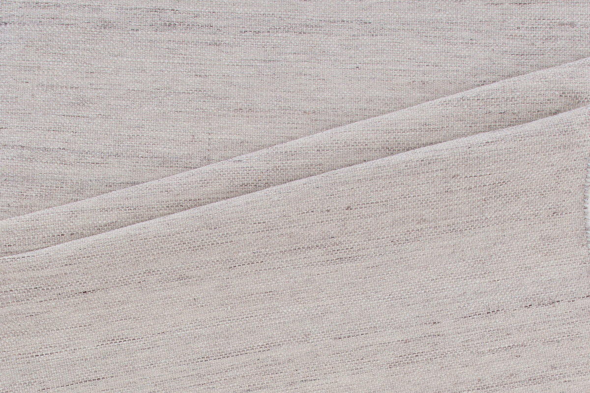 Devi Teppich in Beige präsentiert im Onlineshop von KAQTU Design AG. Teppich ist von Venture Home