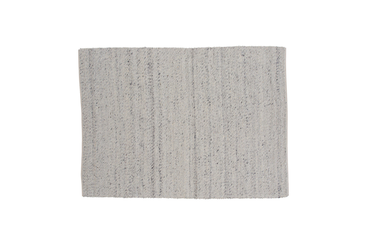 Ganga Teppich in Weiss präsentiert im Onlineshop von KAQTU Design AG. Teppich ist von Venture Home