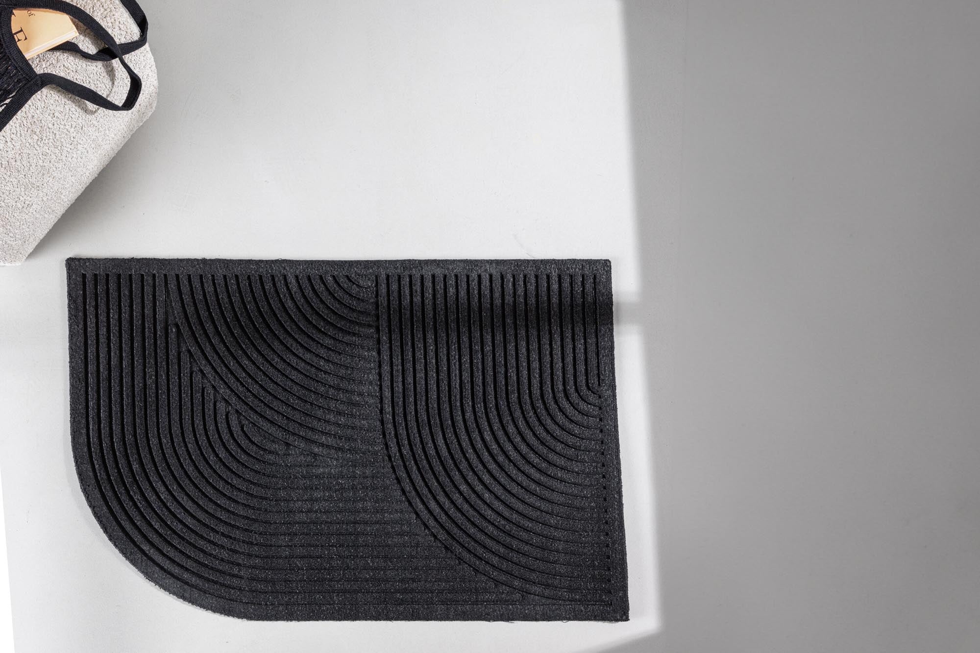 Eleganter Valentino Teppich: Langlebiges Polypropylen, modernes Design, 60x90 cm. Perfekt für jeden Eingangsbereich.