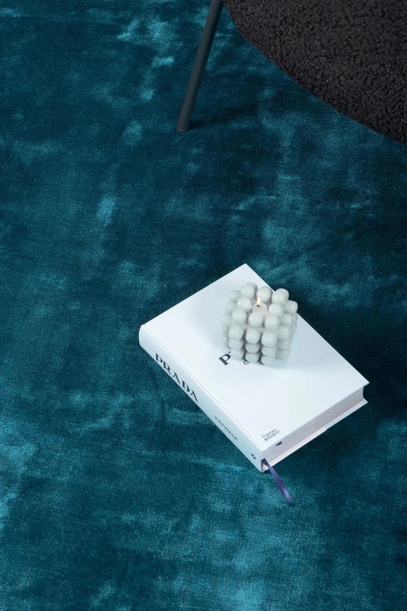 Indra Teppich von Venture Home: Zeitlose Schönheit für Ihr Zuhause.