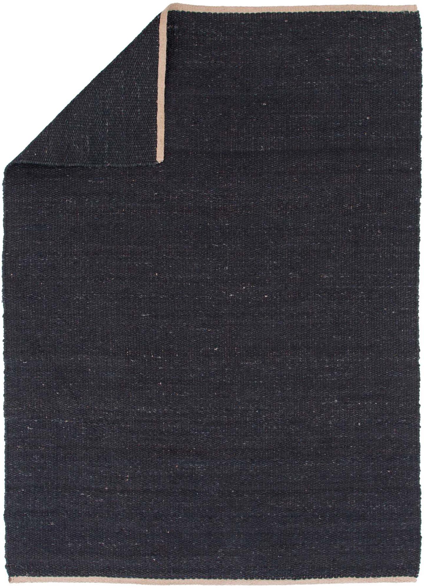Kali Teppich in Schwarz präsentiert im Onlineshop von KAQTU Design AG. Teppich ist von Venture Home