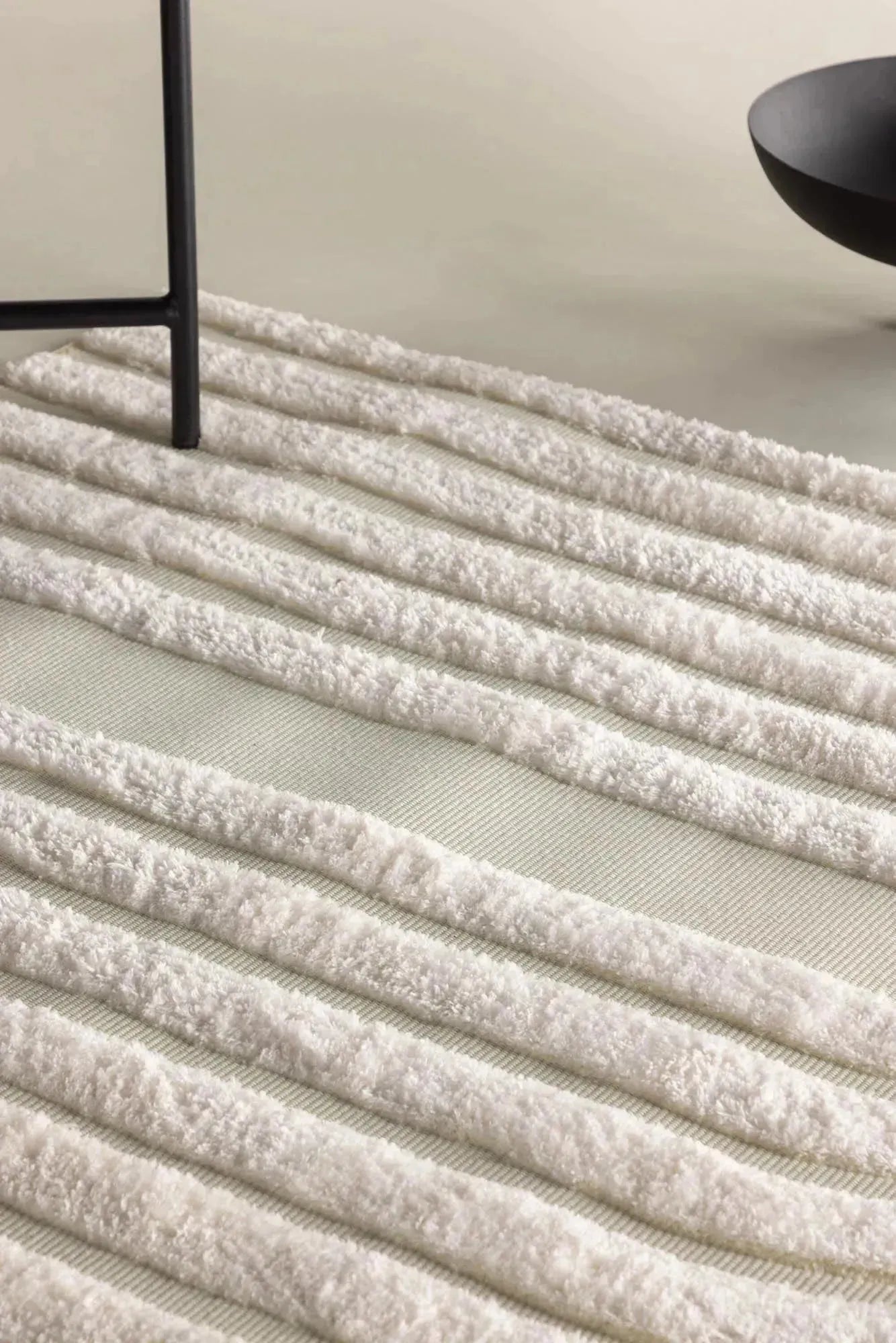 Nikita Teppich: Modernes Design trifft auf hochwertige Handwerkskunst.