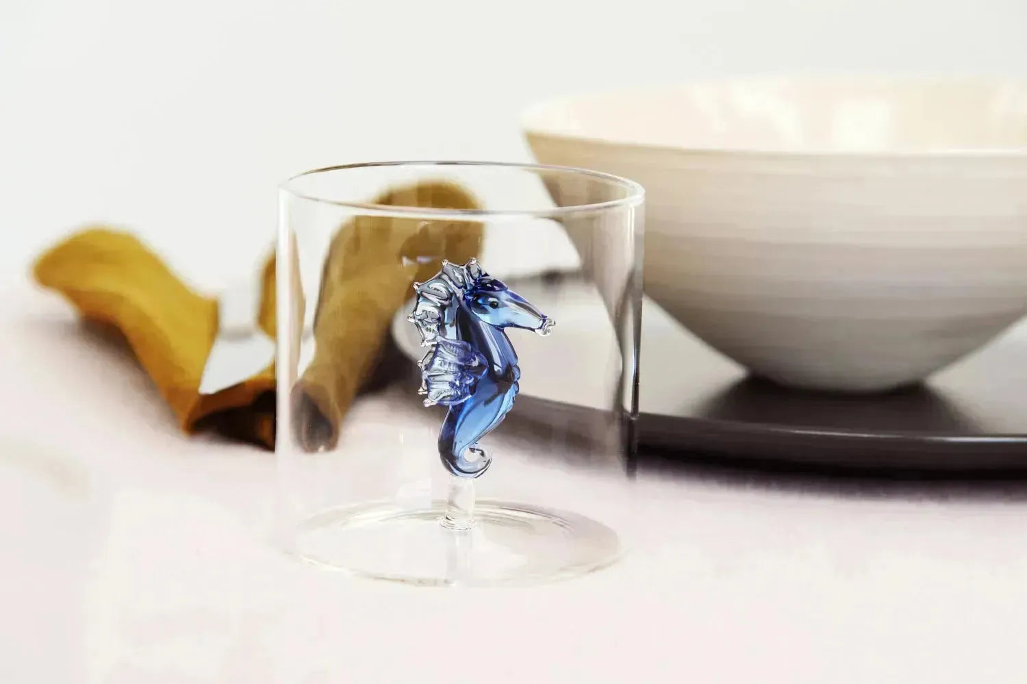 Hochwertiges Borosilikatglas 250 ml mit Seepferdchen-Design von Easy Life, perfekt für stilvolles Trinken und langlebig im Gebrauch.